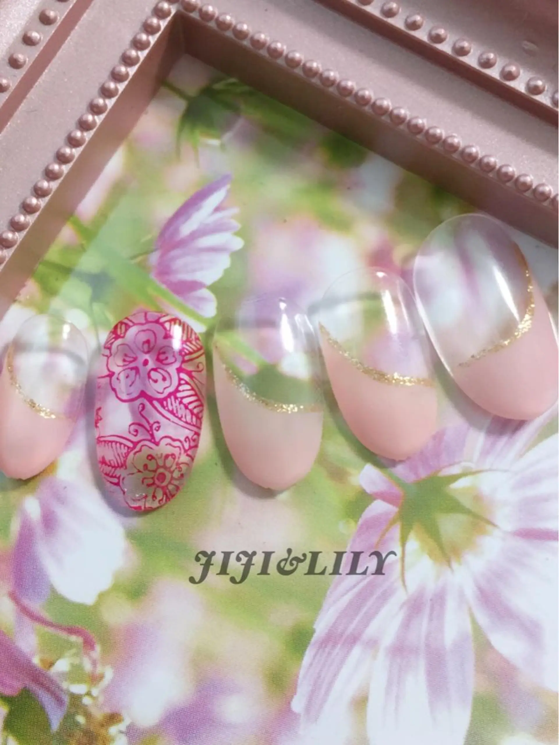 ネイル フレンチネイル 斜めフレンチ 豊田 圭子のネイルデザイン