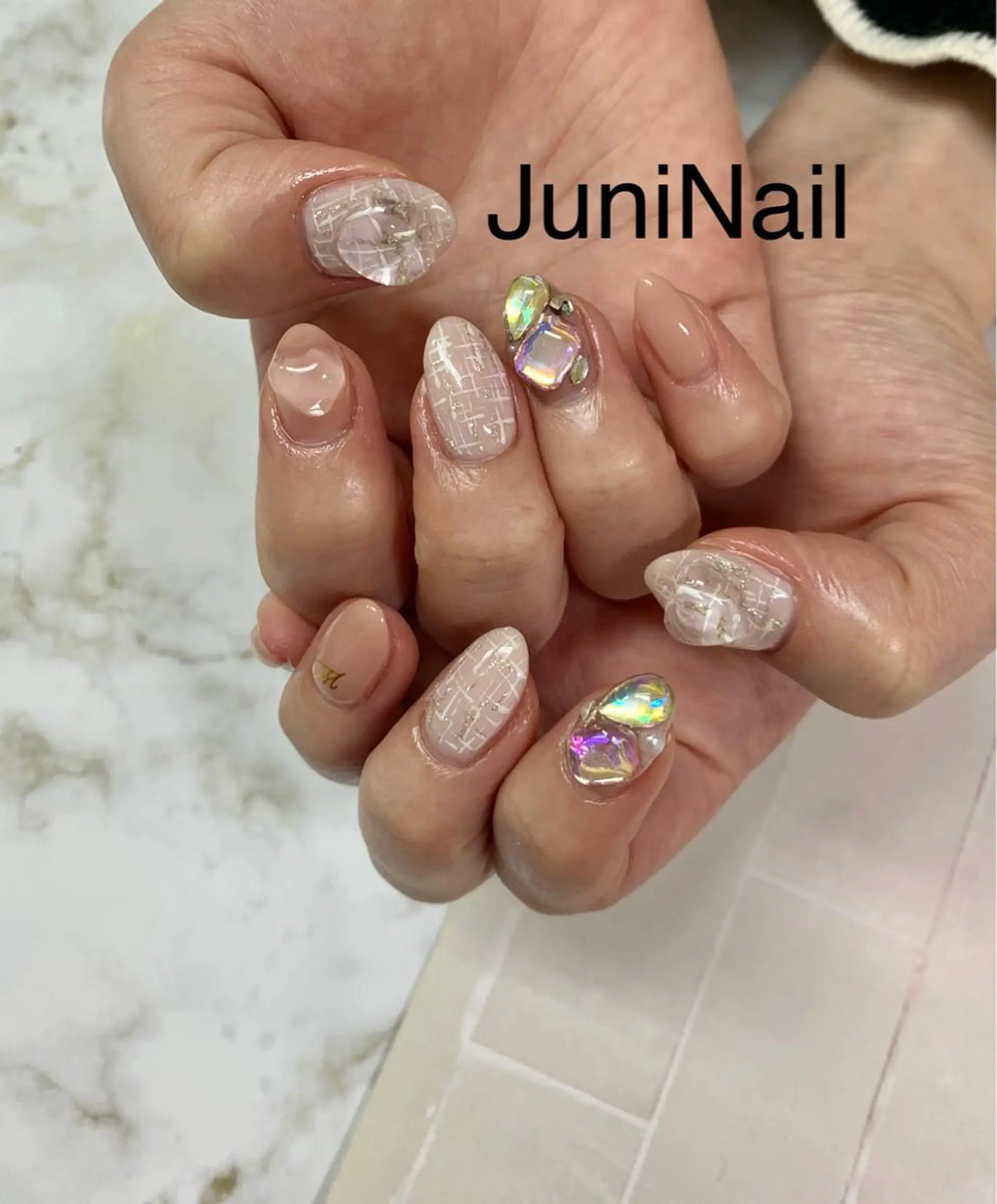 ネイル ハンドネイル JuniNail 주니네일🇰🇷suのネイルデザイン