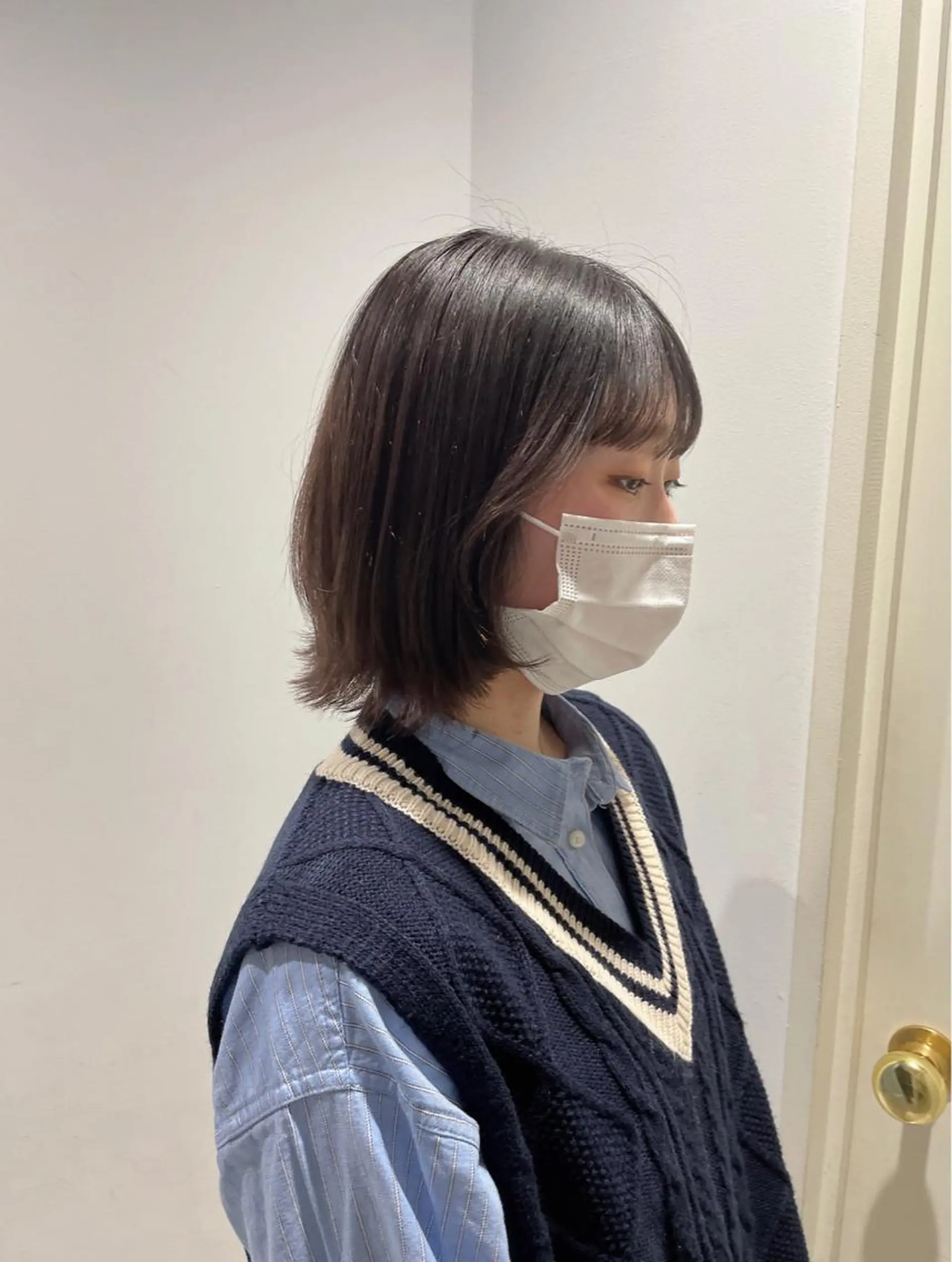 ミディアム ボブ CITY louwe 脇坂彩音のヘアスタイル