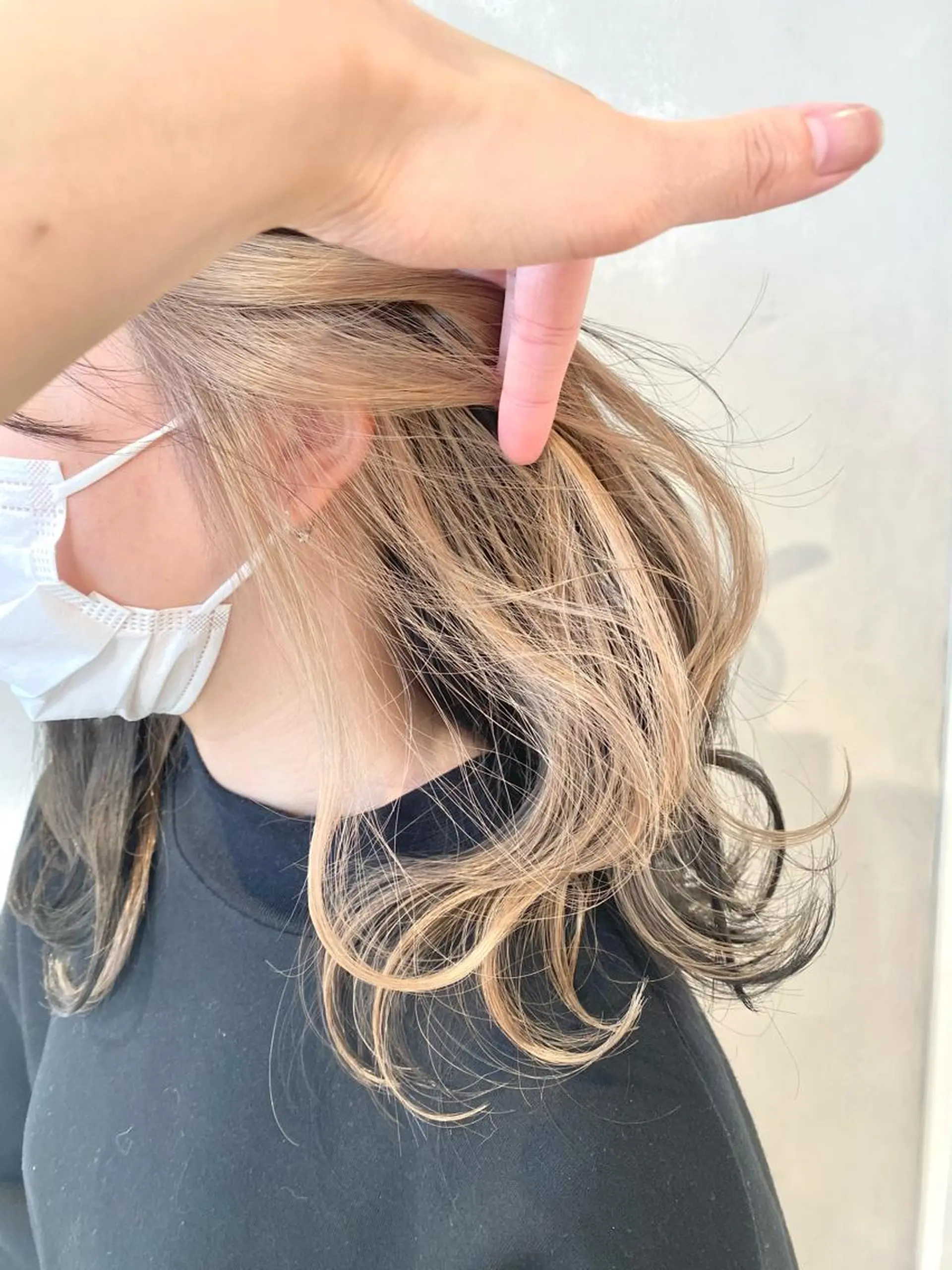 ミディアム カラー インナーカラー カット ヘアカラー ピンク/ベージュ /似合わせ/田島百華のヘアスタイル