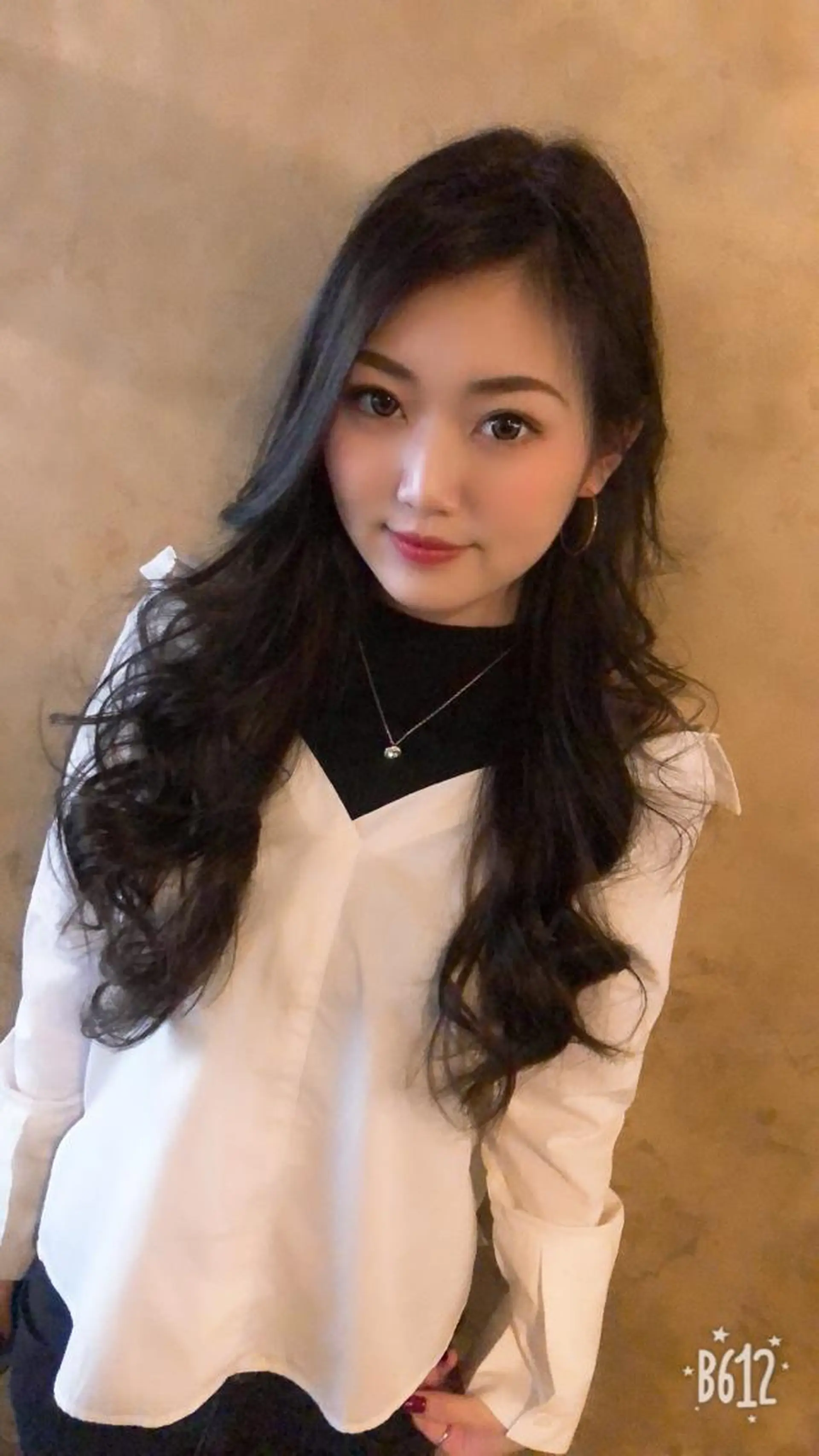 ロング カラー 吉本 yoshimotoのヘアスタイル