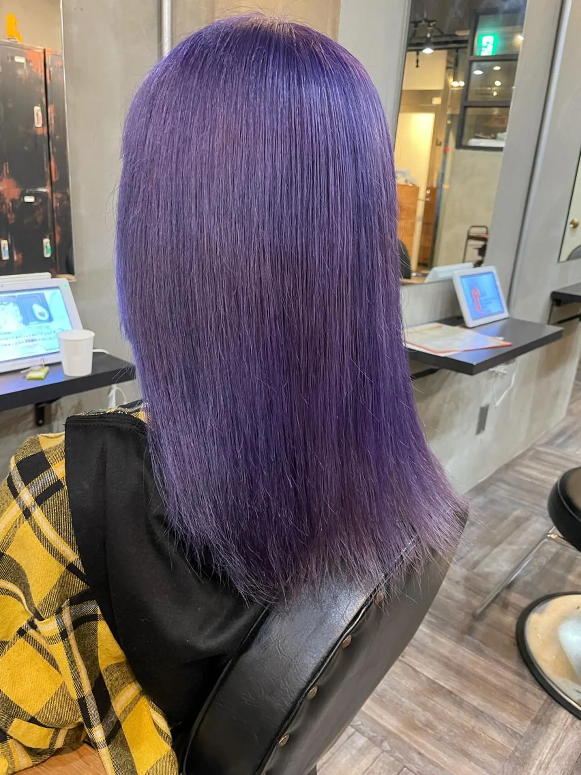 ミディアム カット ヘアカラー トリートメント La fith hair ponte所属・🔥ハイトーン🔥 🌈柴田尚貴🌈のヘアスタイル