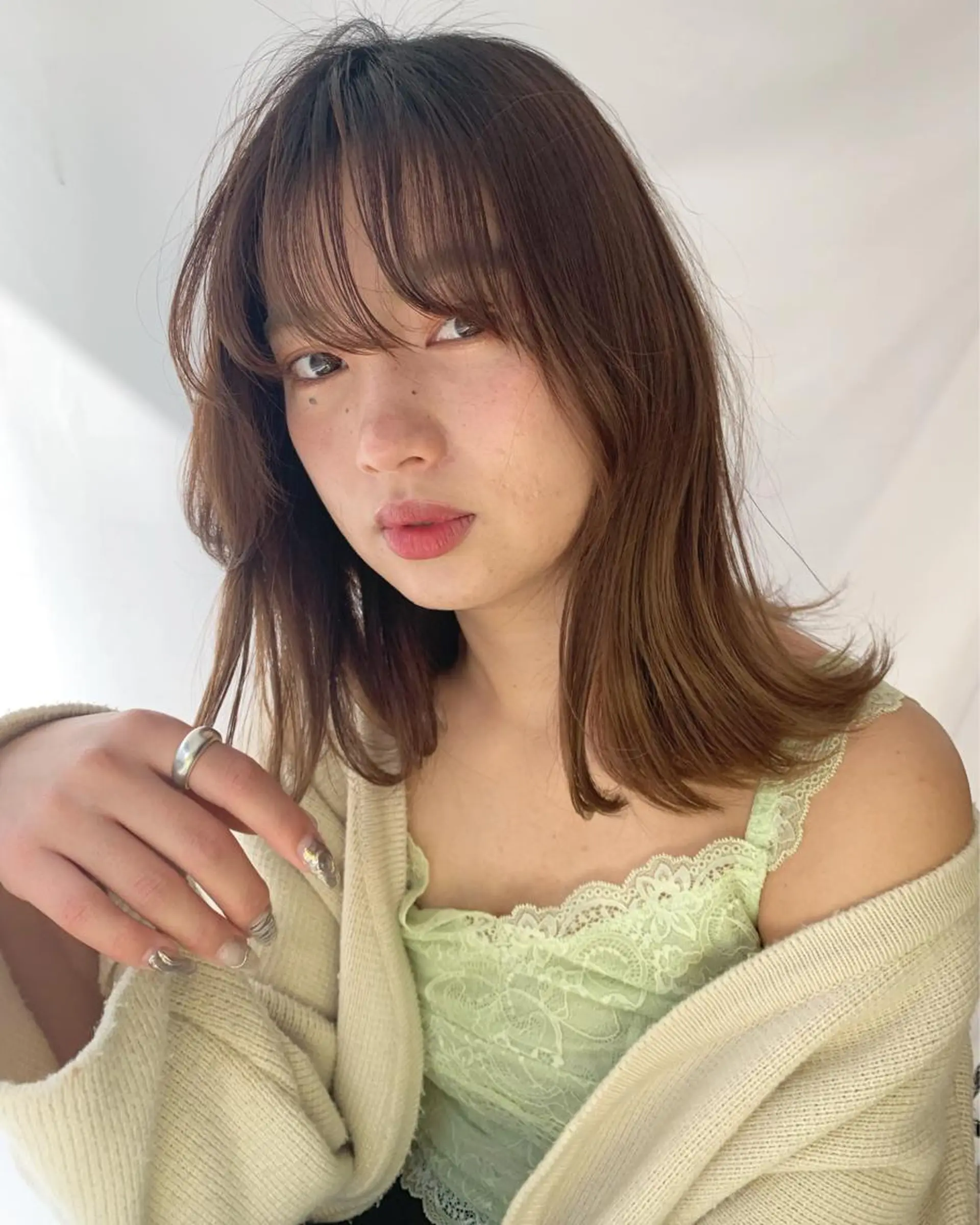 ミディアム カラー ベージュカラー ブリーチ ケアブリーチ ハイライトカラー くびれヘア route南堀江所属・✂️ボブの神様 北村涼✂️のヘアスタイル