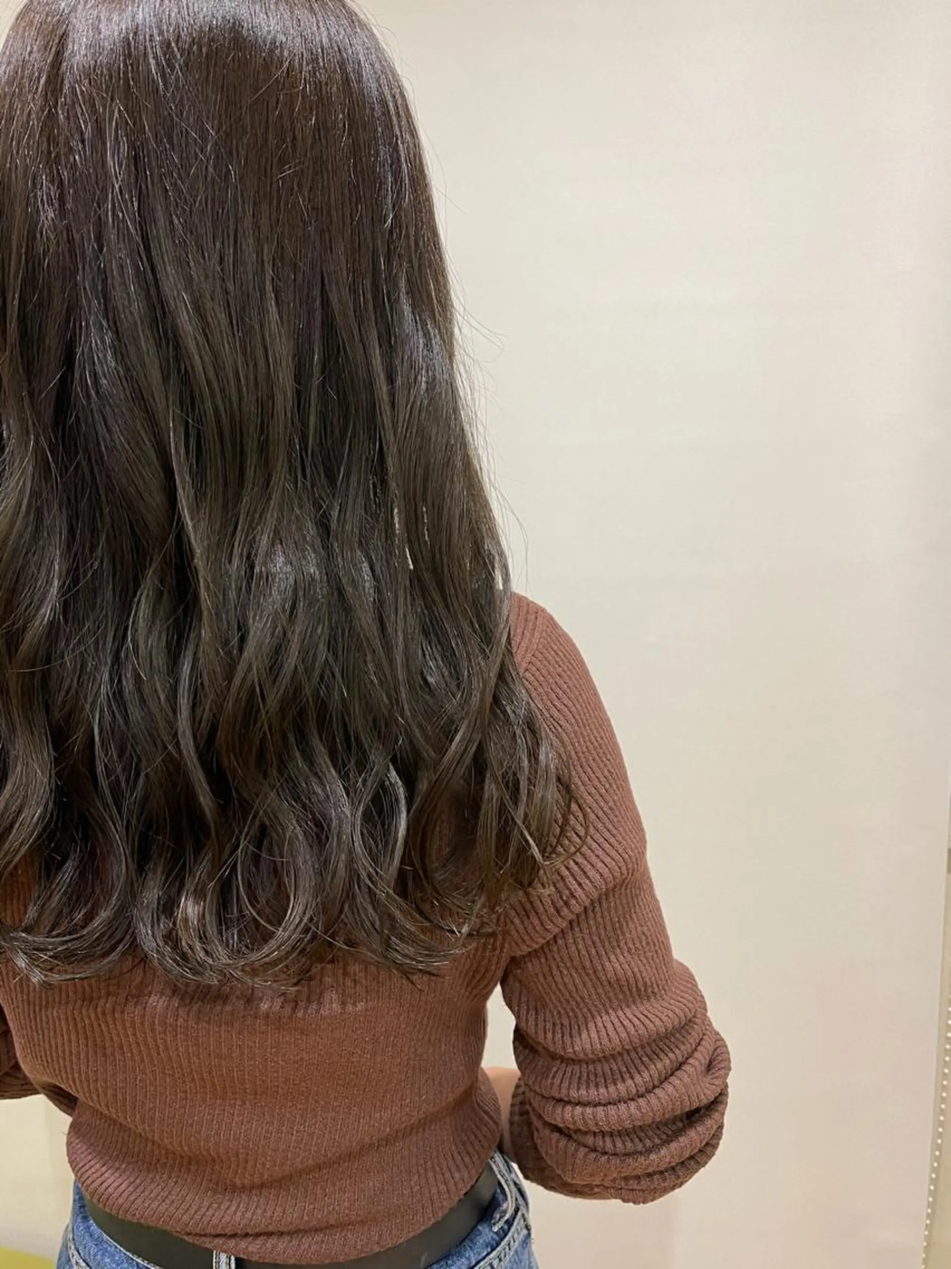 ロング ヘアカラー トリートメント 丸山 亜加理のヘアスタイル