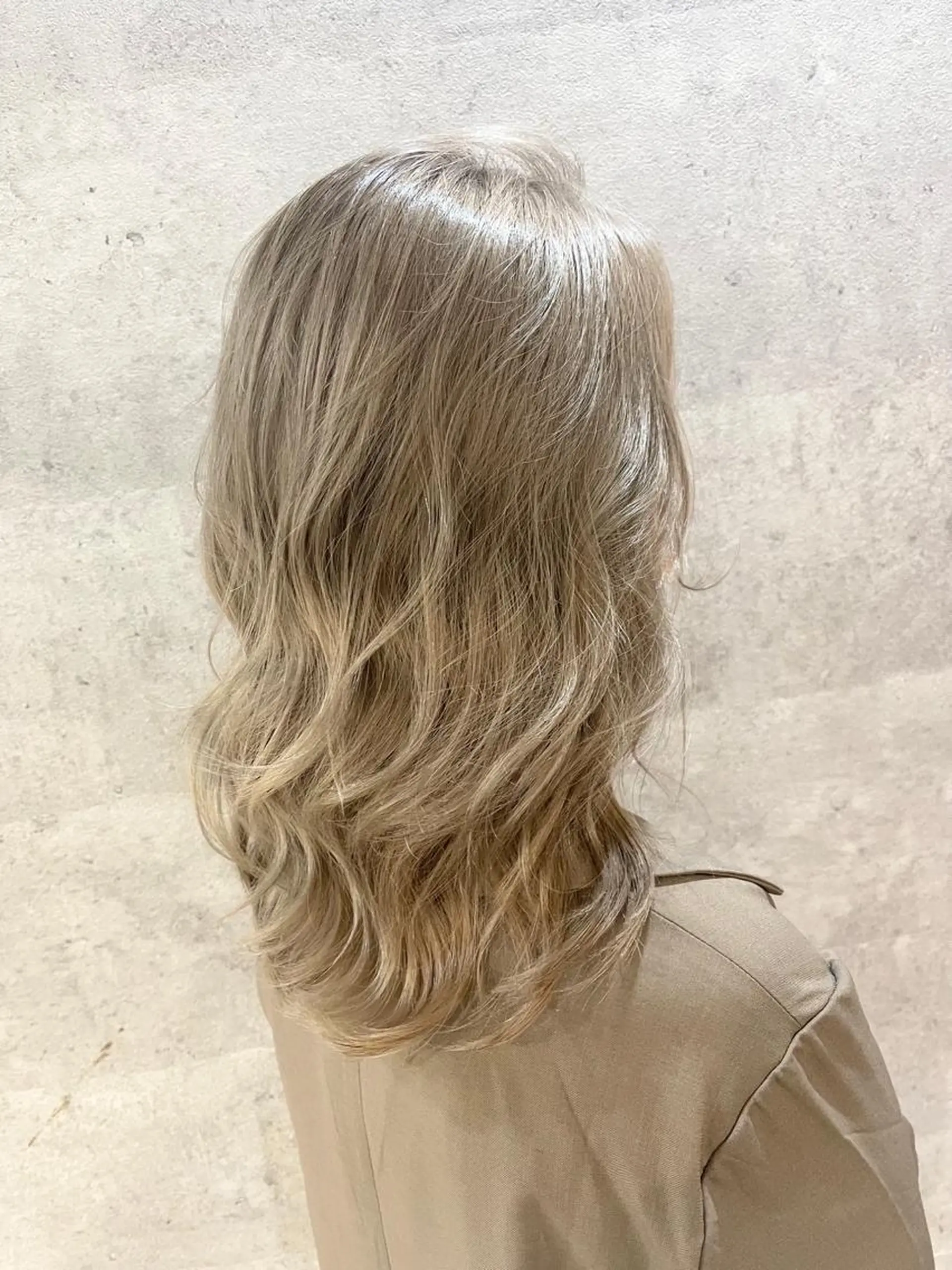 セミロング カラー ベージュカラー SOYON なんば店所属・艶髪✨/似合わせ✨/ SOYON難波/直紀のヘアスタイル