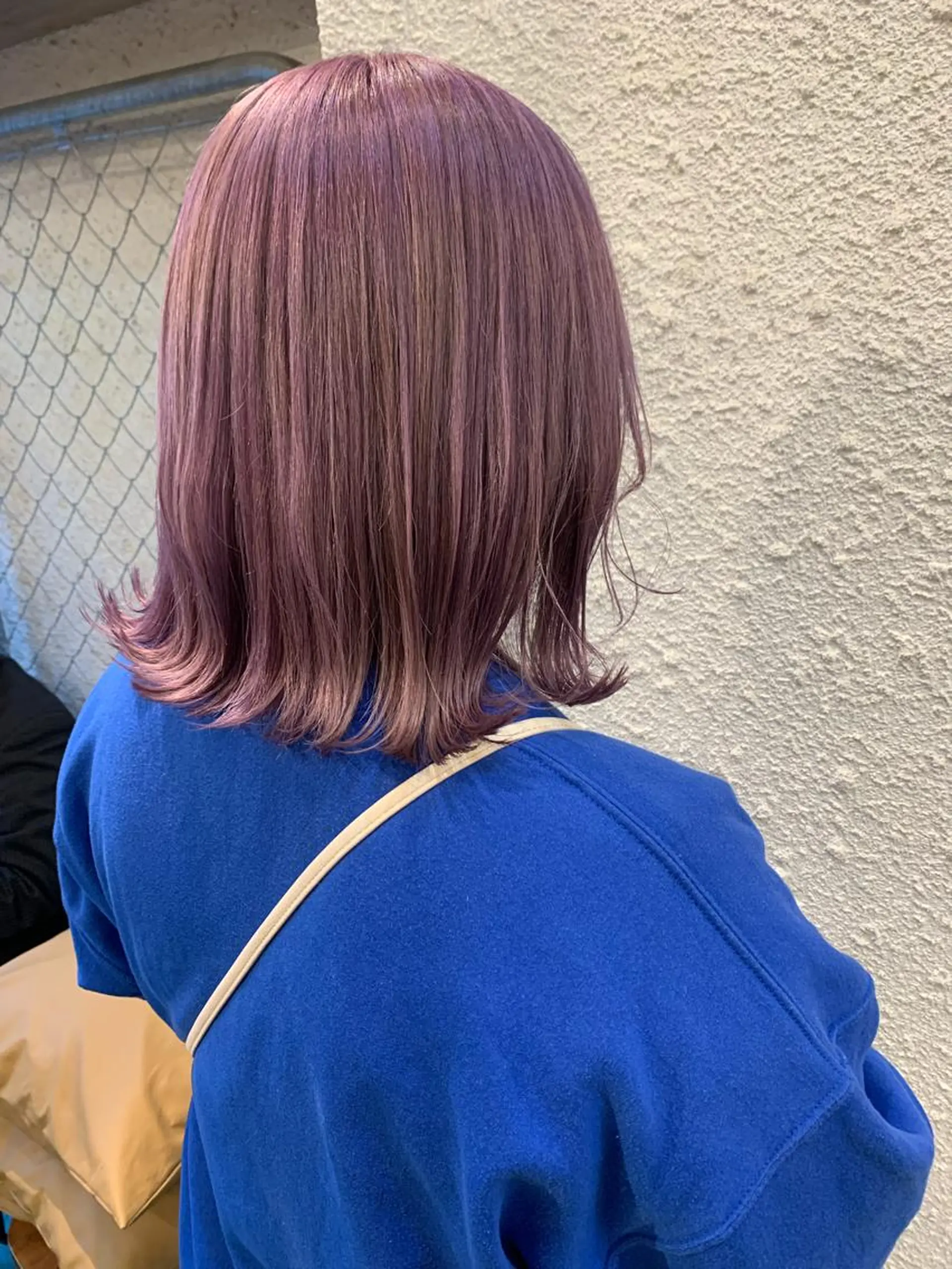 ミディアム ブリーチ/ウルフ ハッシュカット/石山のヘアスタイル