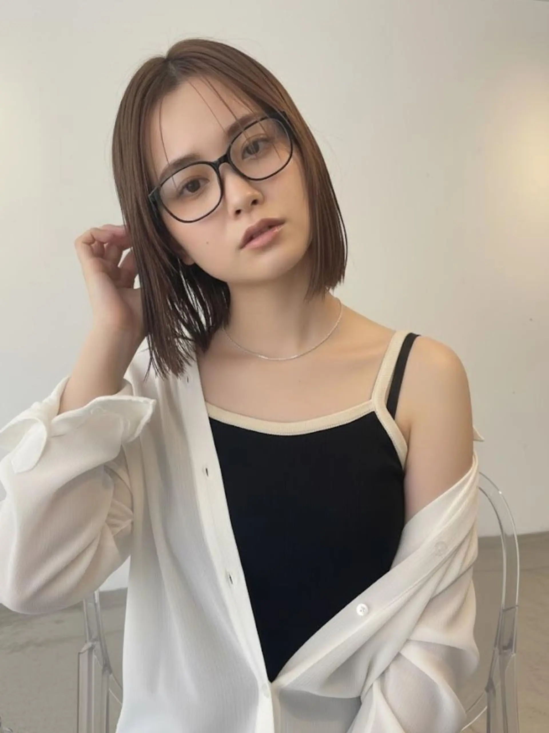 ミディアム カラー 切りっぱなしボブ 透明感カラー グレージュ ボブ ヘアカラー ヘアサロン エム渋谷のヘアスタイル