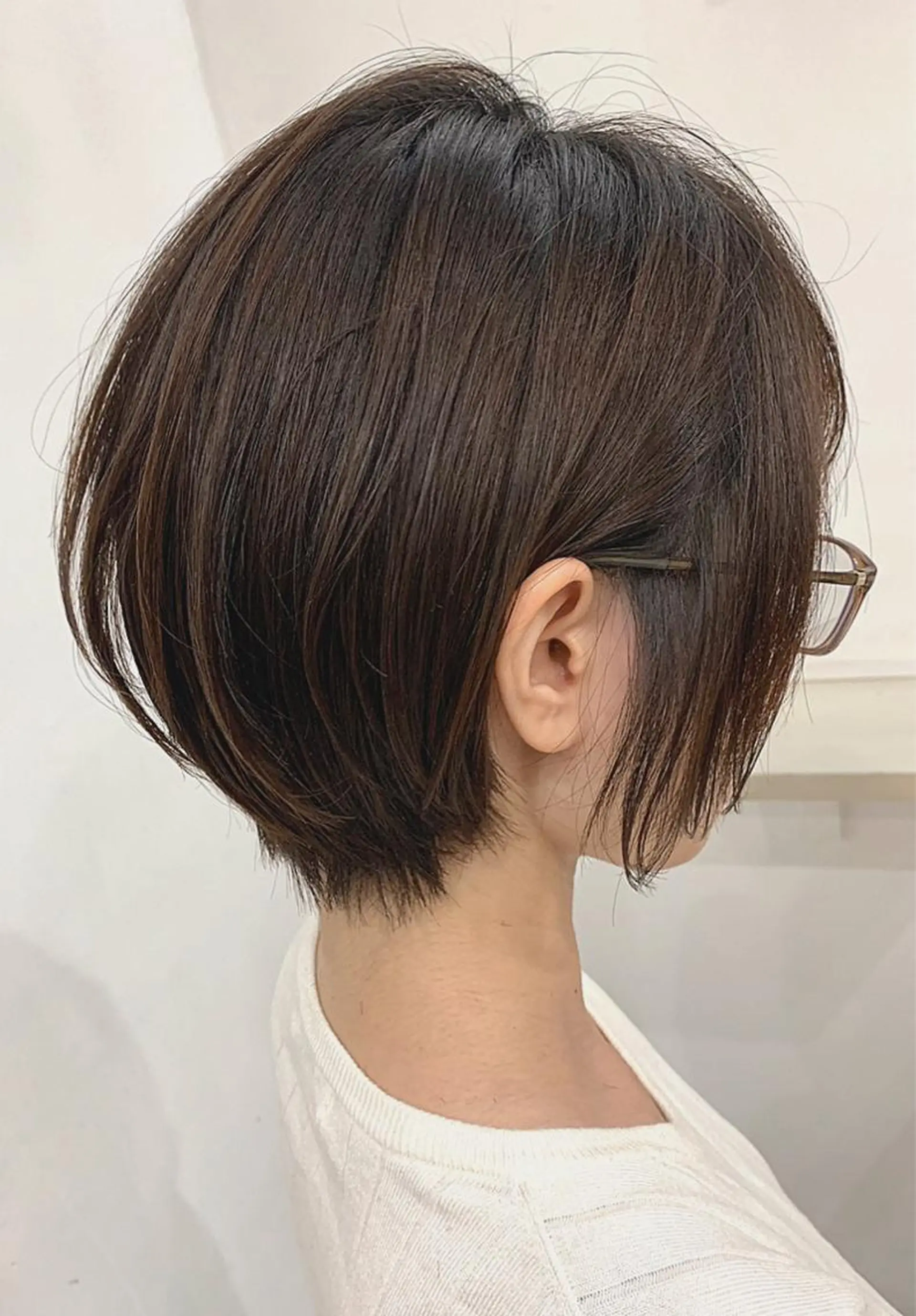 ショート カラー アッシュ バレイヤージュ ブリーチ デザインカラー グレージュ 京都大人女性ショート 徒歩1分/秋山のヘアスタイル