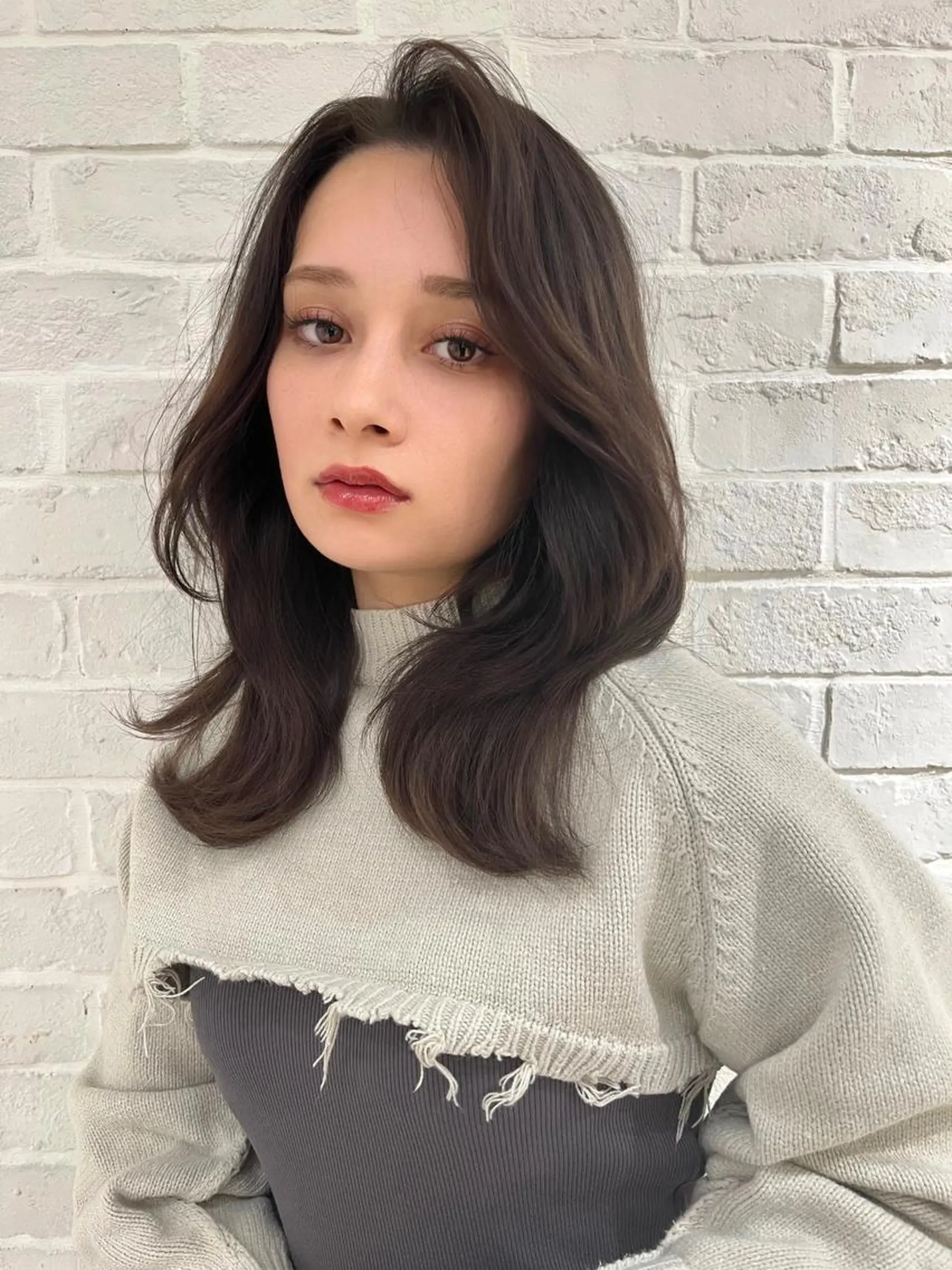 セミロング カラー アッシュ アッシュブラック 黒髪 ブラウンカラー ココアブラウン 【韓国ヘア×透明感 カラー】笹谷 莉未のヘアスタイル