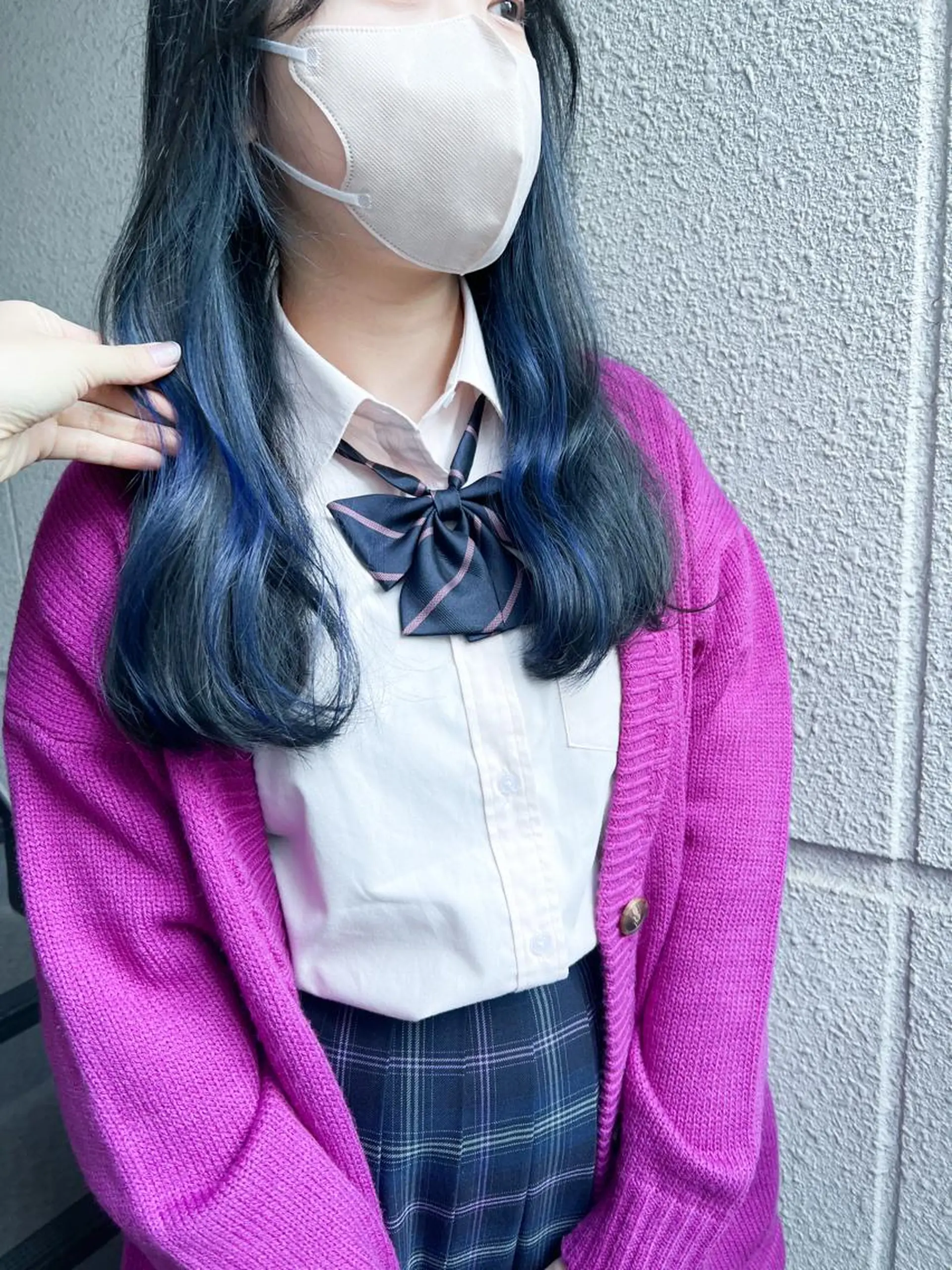 ロング カラー 黒髪 ブリーチ ブルーカラー ブルーブラック ブリーチなしカラー ヘアカラー カラーパティシエ facce🌼ikoのヘアスタイル