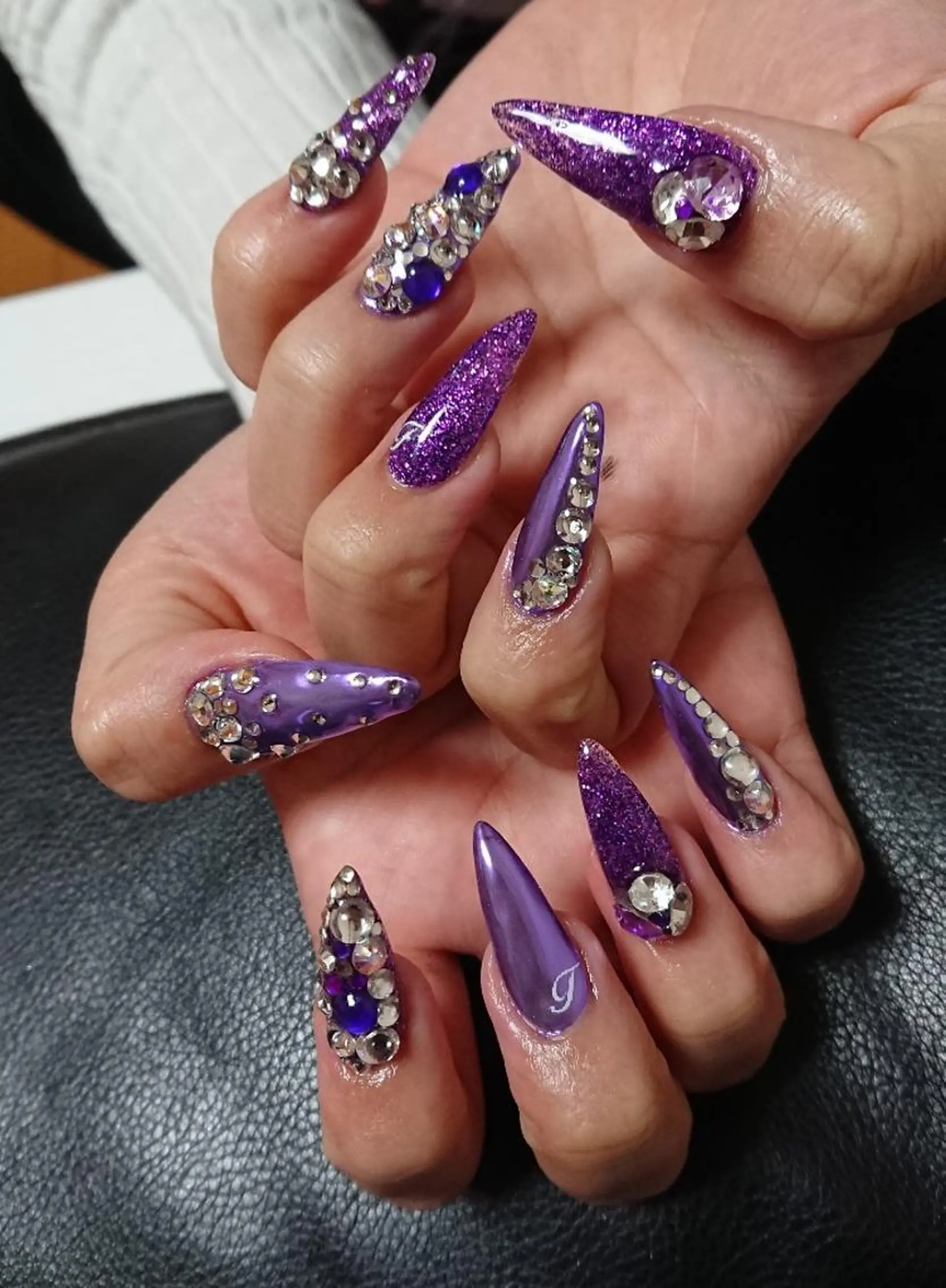 ネイル ロングネイル スカルプネイル Lilith Nailのネイルデザイン