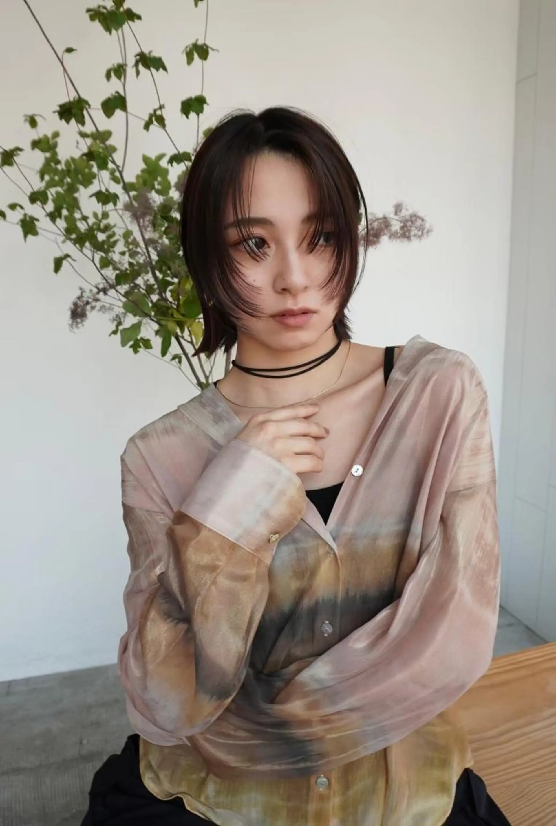 ミディアム カラー ミディアムパーマ アッシュ バレイヤージュ ベージュカラー ブリーチ カット トリートメント CEINE loqのヘアスタイル