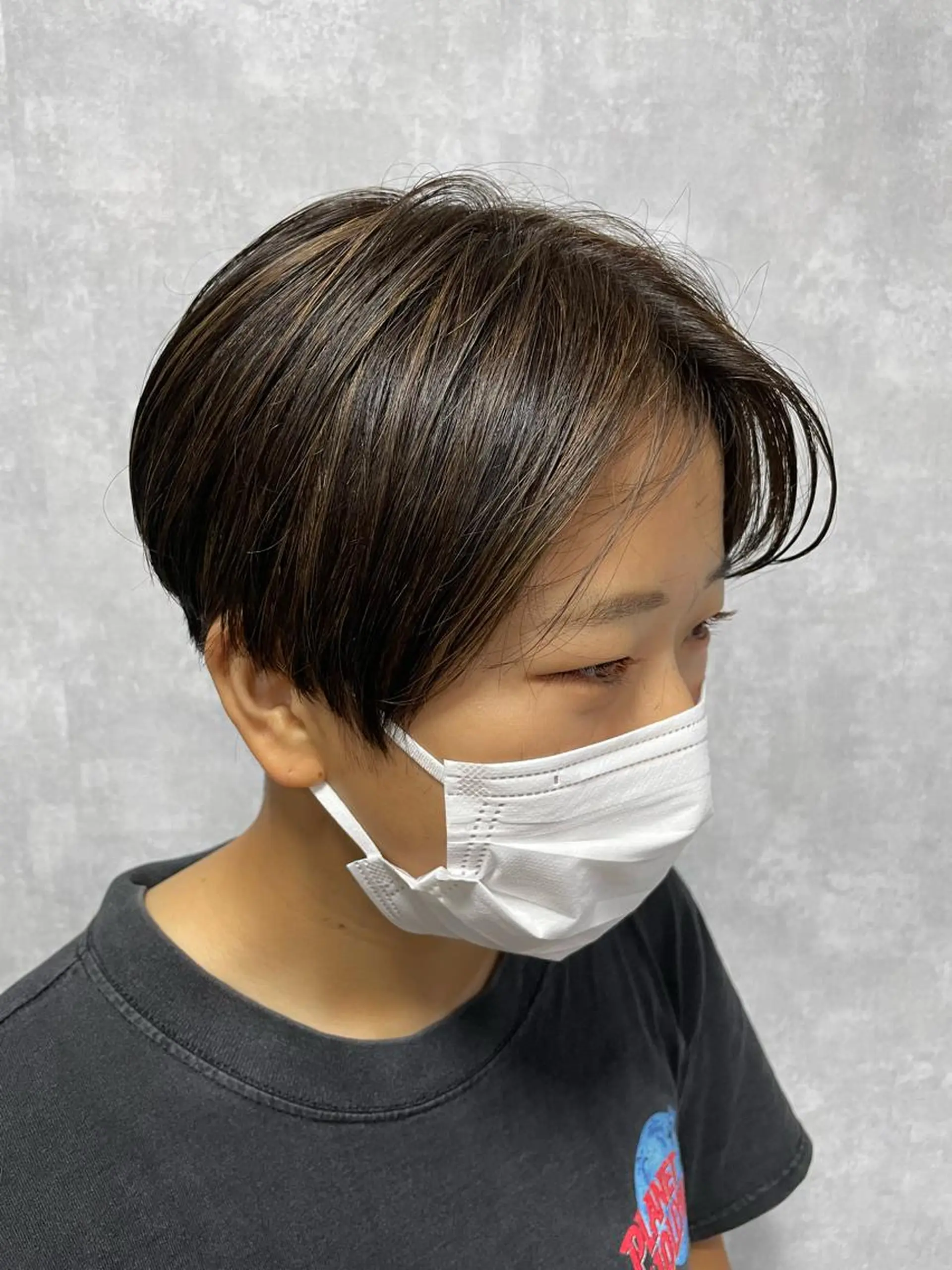 ショート 切りっぱなしボブ ショートボブ ハンサムショート 丸みショート アッシュ C’LD hair  produce /シールドヘア所属・モテ髪/ボブ/ショー ト/アダチフウトのヘアスタイル