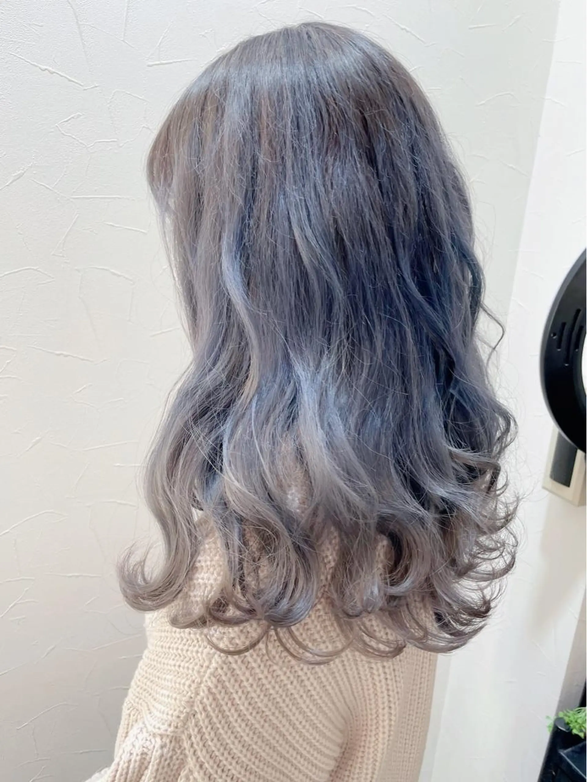 ロング カラー アッシュ 透明感カラー ダブルカラー ラベンダーカラー ラベンダーアッシュ ヘアカラー トリートメント ARISA🦋推し・ アニメカラー/派手髪のヘアスタイル