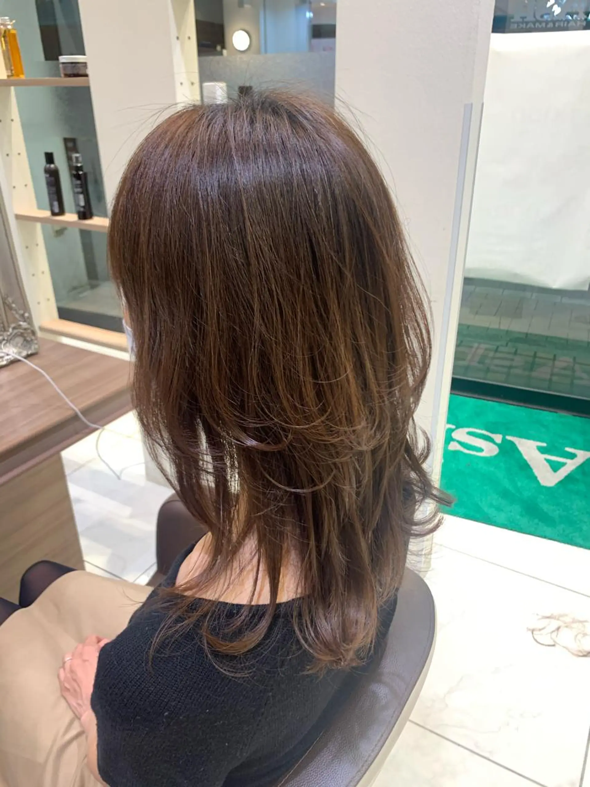 セミロング レイヤーカット Dears 香芝店所属・関 優希のヘアスタイル