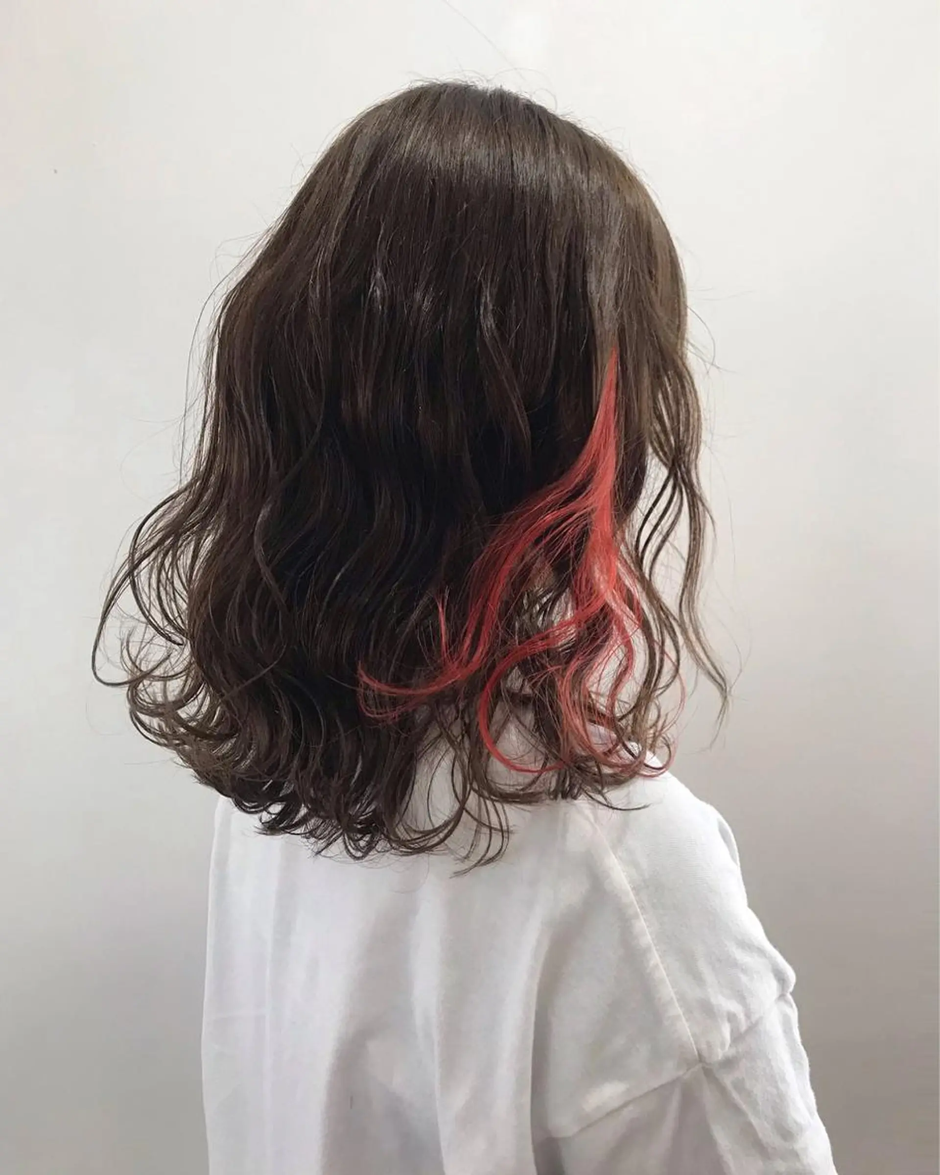 カラー イヤリングカラー フラム所属・WATANABE MISAKIのヘアスタイル