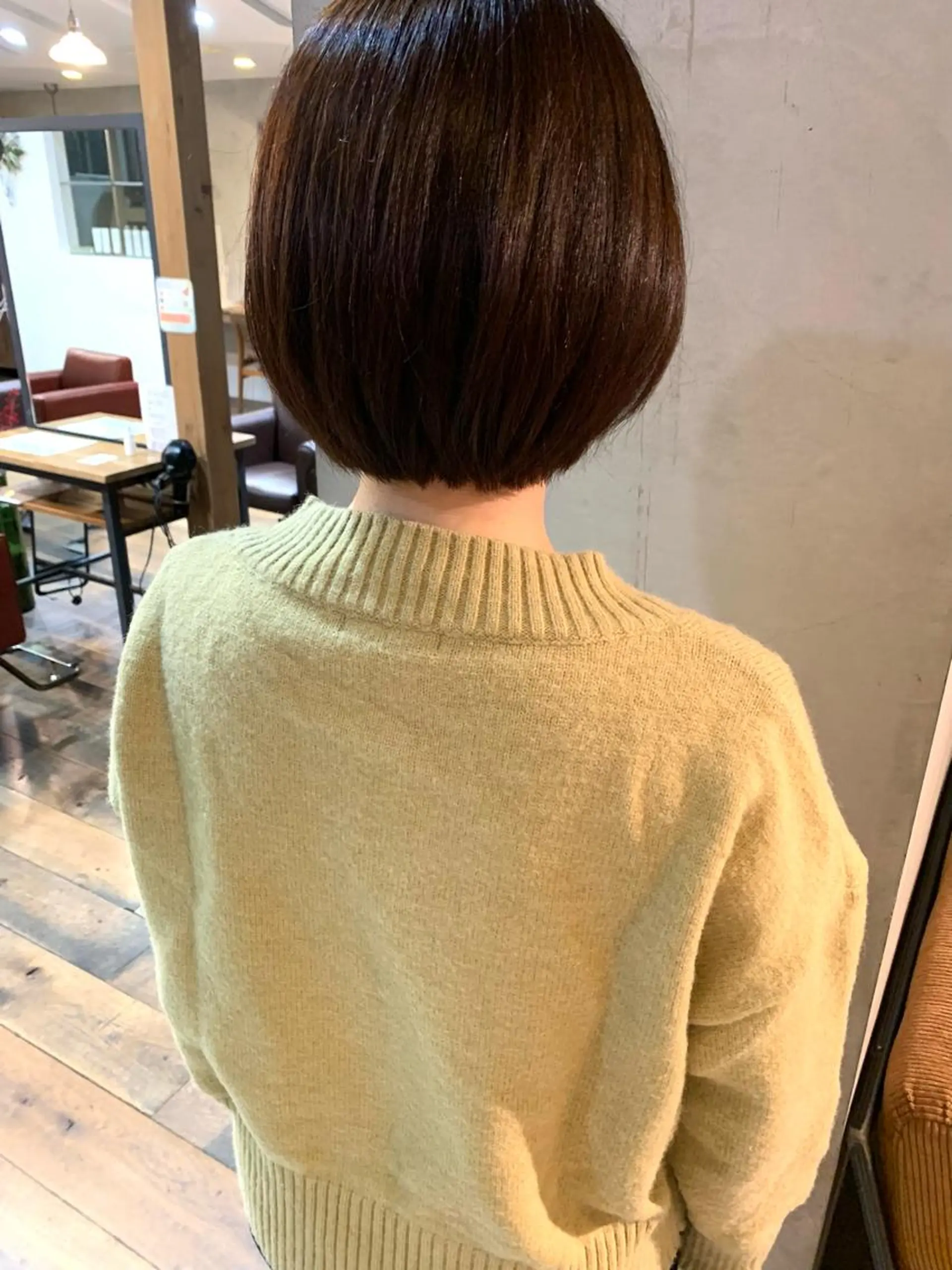 ショート レイヤー/韓国ヘア 杉浦結梨のヘアスタイル