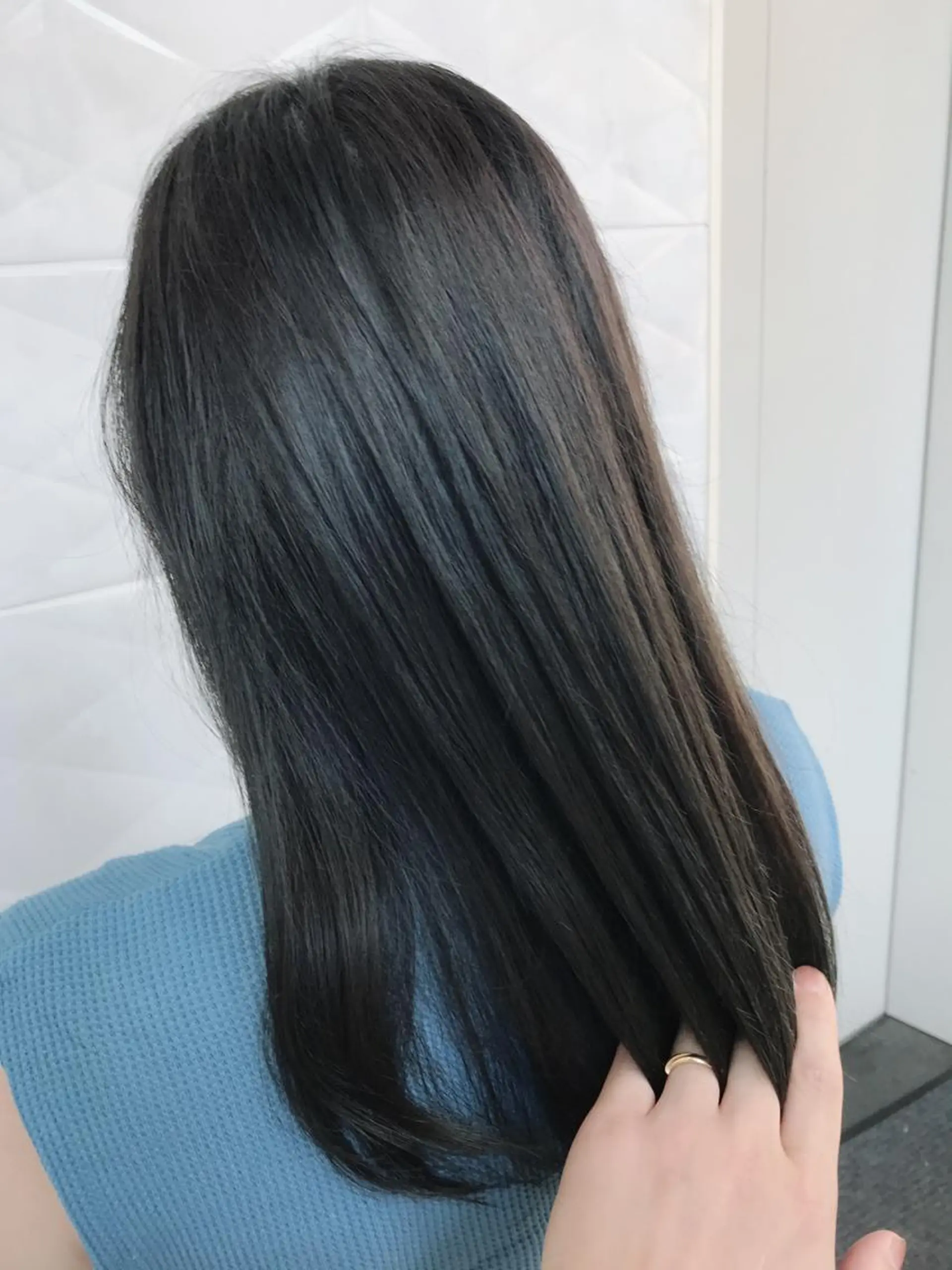 セミロング カラー アッシュ カット ヘアカラー トリートメント 💗艶×髪改善カラー 特化💗AYAKIのヘアスタイル