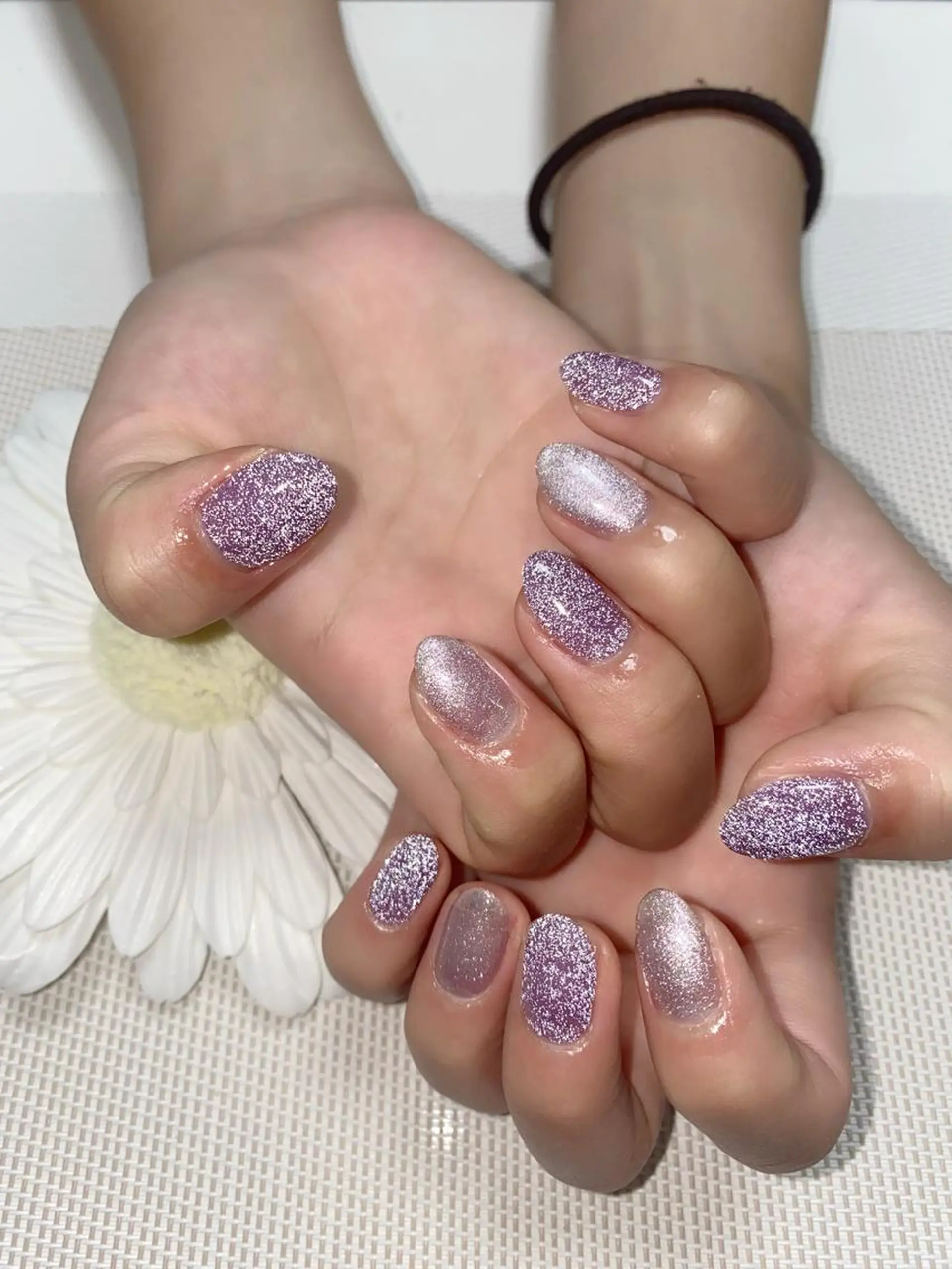 ネイル キラキラネイル ワンカラーネイル Jasmine nailsalon所属・ジャスミン ネイルサロンのネイルデザイン