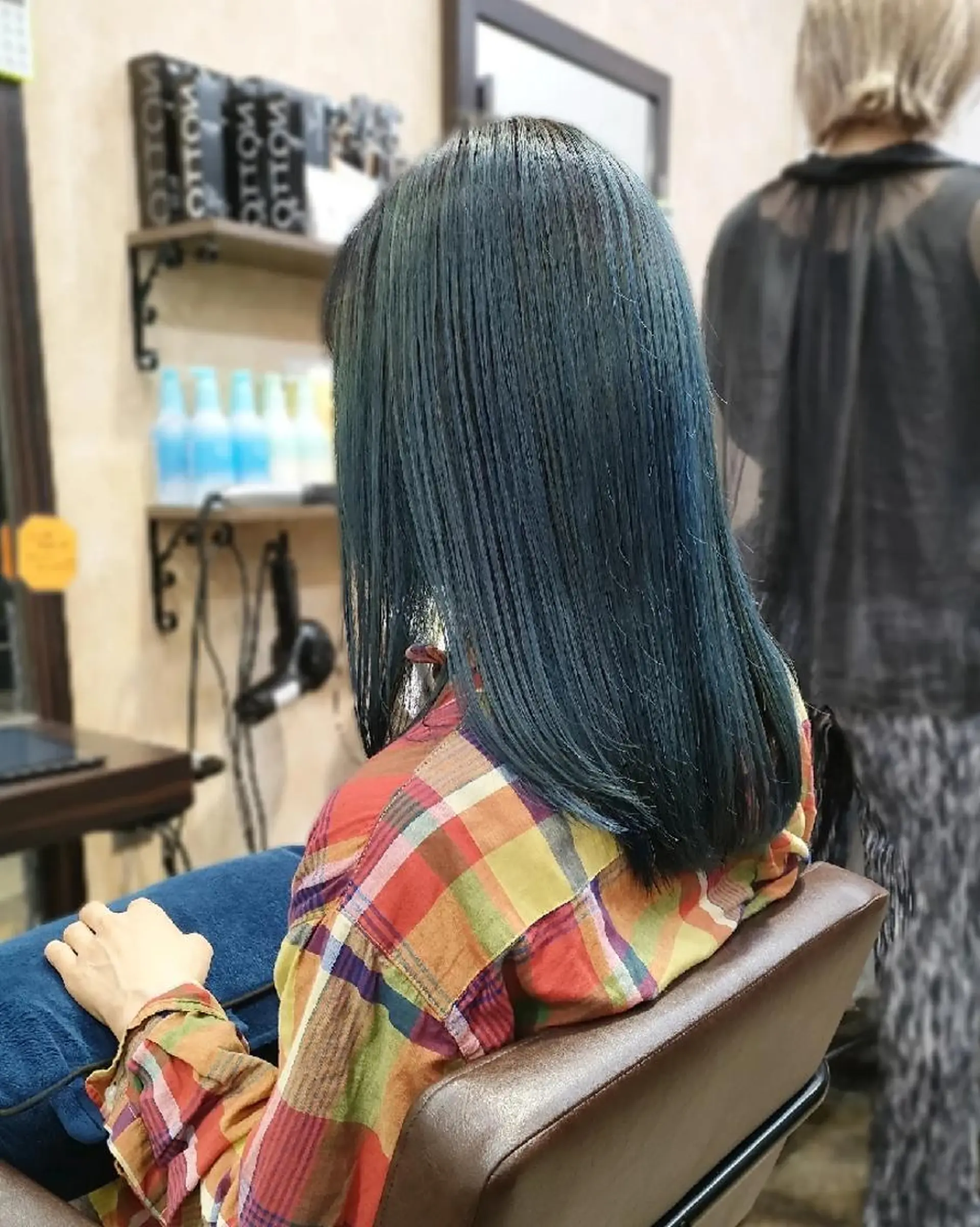 ロング カラー バレイヤージュ ブルーカラー レイヤーカット sepiage trois所属・酒井 亜希のヘアスタイル