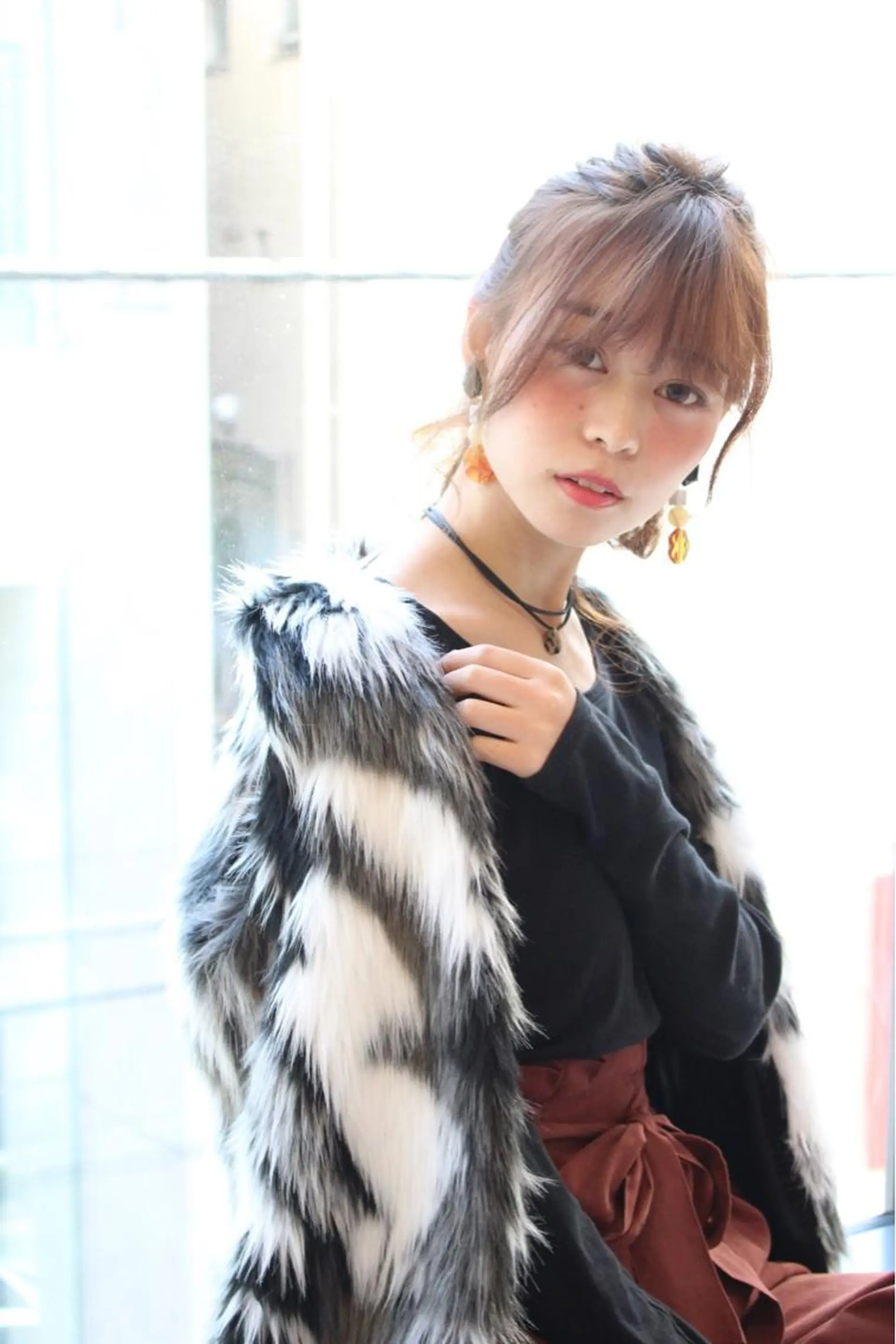 セミロング カラー ヘアアレンジ 加藤 綾華のヘアスタイル