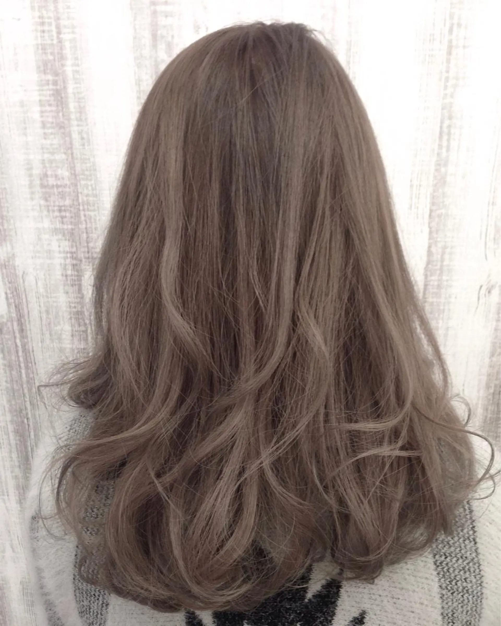 ミディアム セミロング ロング カラー グレージュ 緑地公園美容室 neohairのヘアスタイル