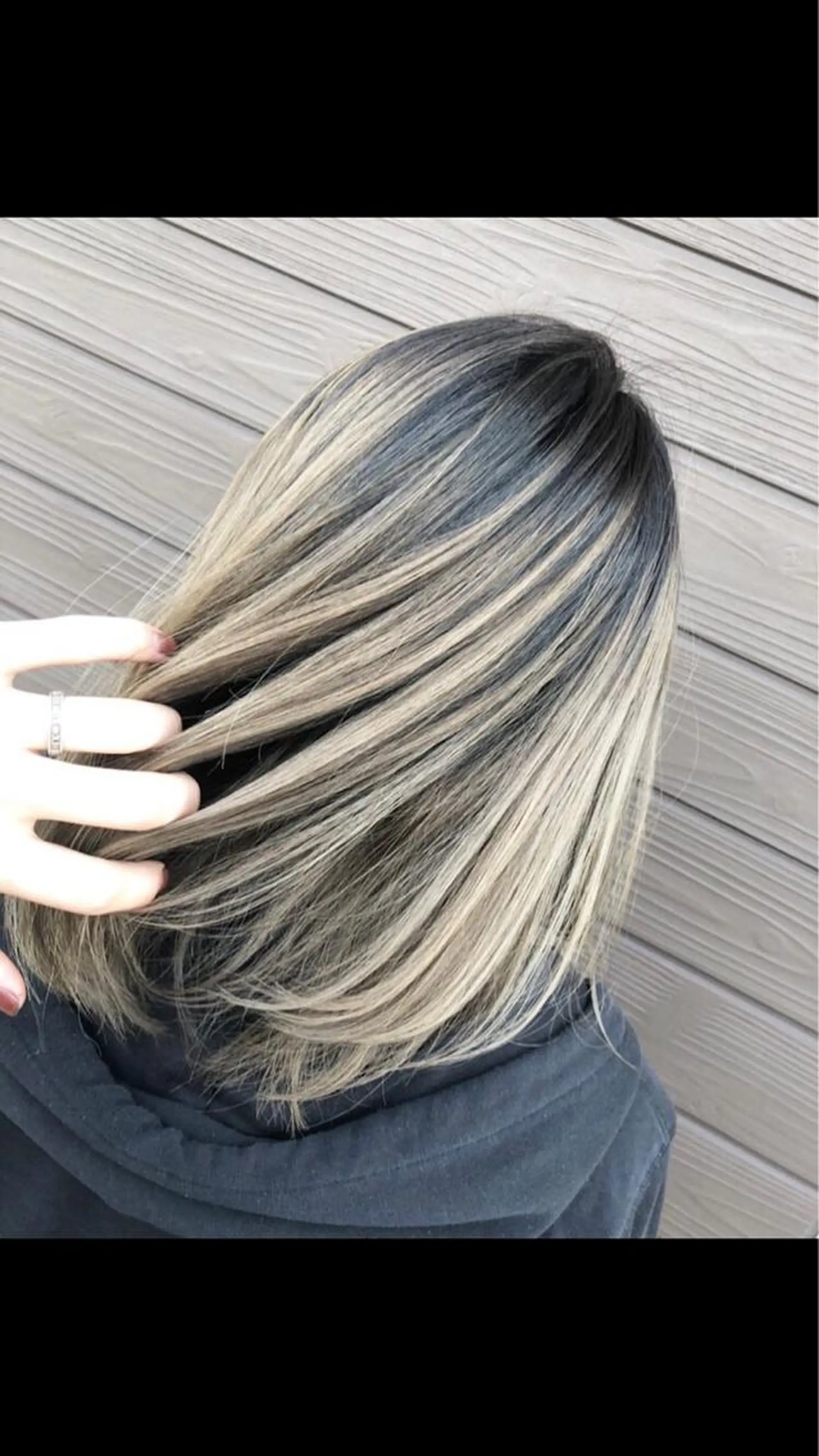 ミディアム カラー バレイヤージュ ベージュカラー 黒髪 レイヤーカット 韓国レイヤー/髪質 改善/縮毛🤍吉田のヘアスタイル