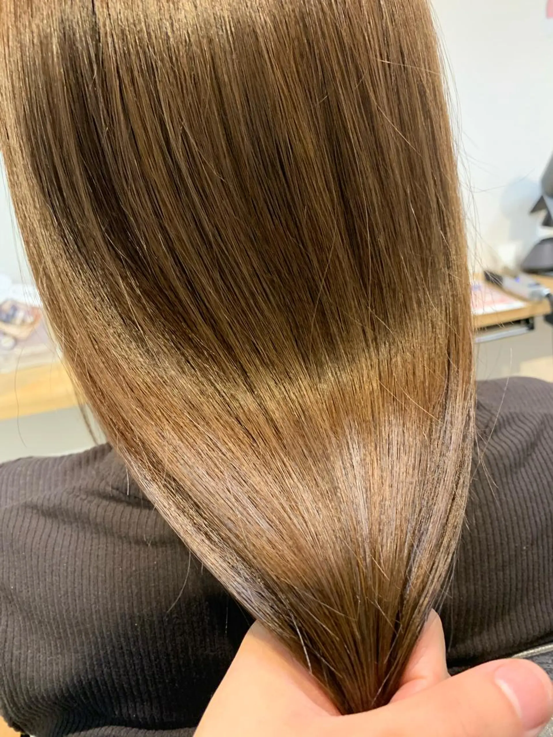 カラー 山本 舜也のヘアスタイル