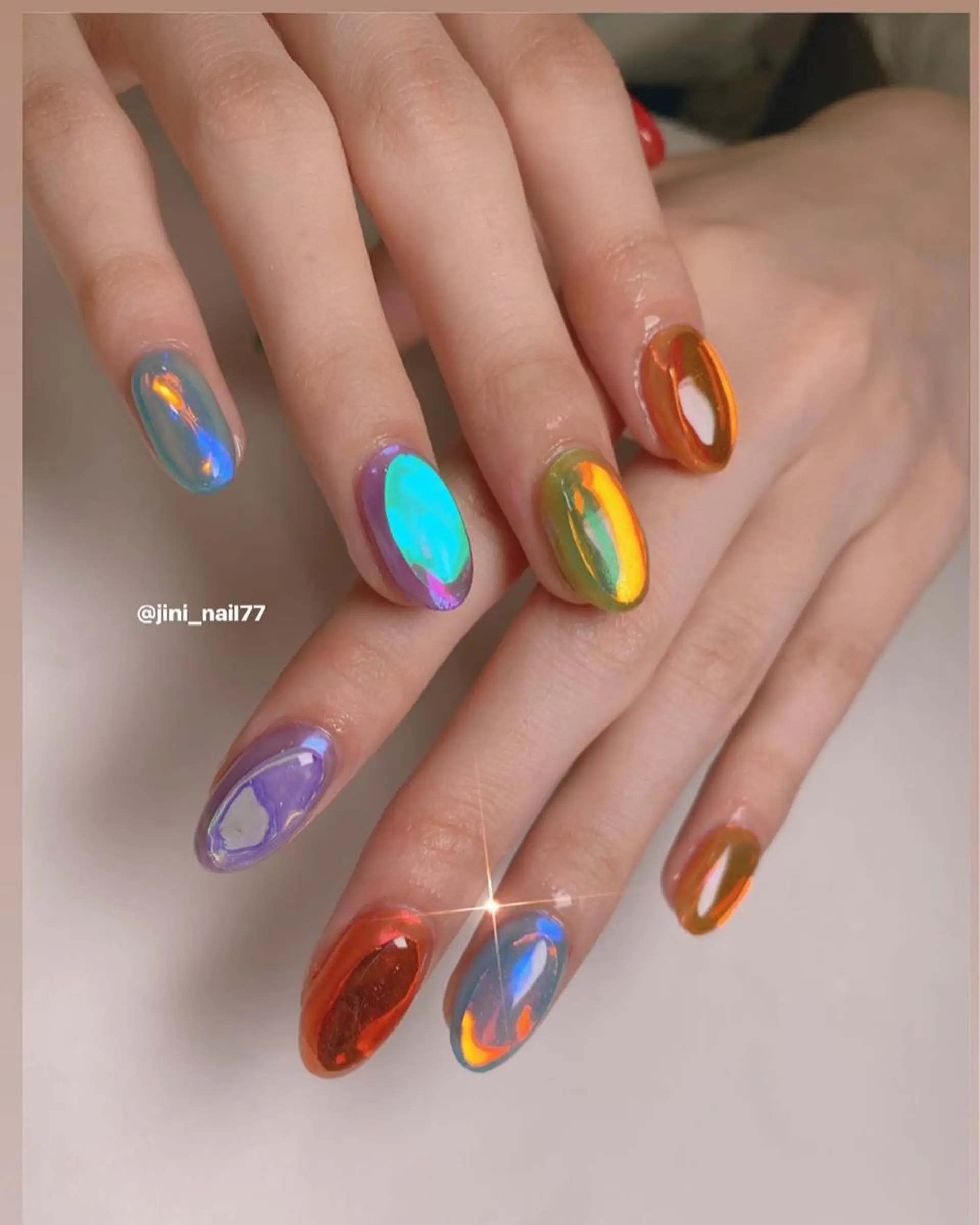 ネイル JINI NAIL所属・ジニ ネイルのネイルデザイン