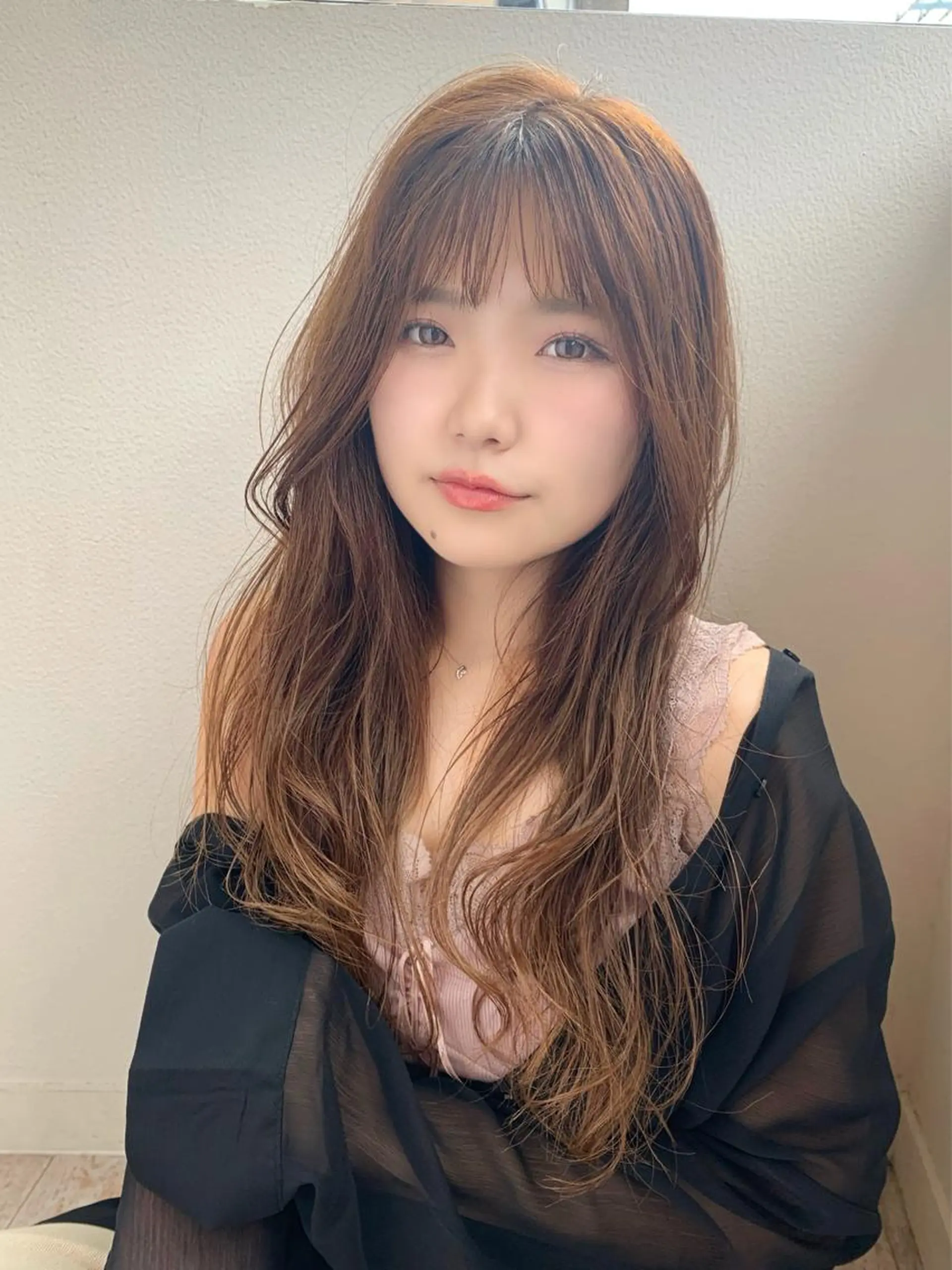 ロング カラー ベージュカラー レイヤーカット 小顔カット カット ヘアカラー トリートメント 藤間 帆乃夏（とうまほのかのヘアスタイル