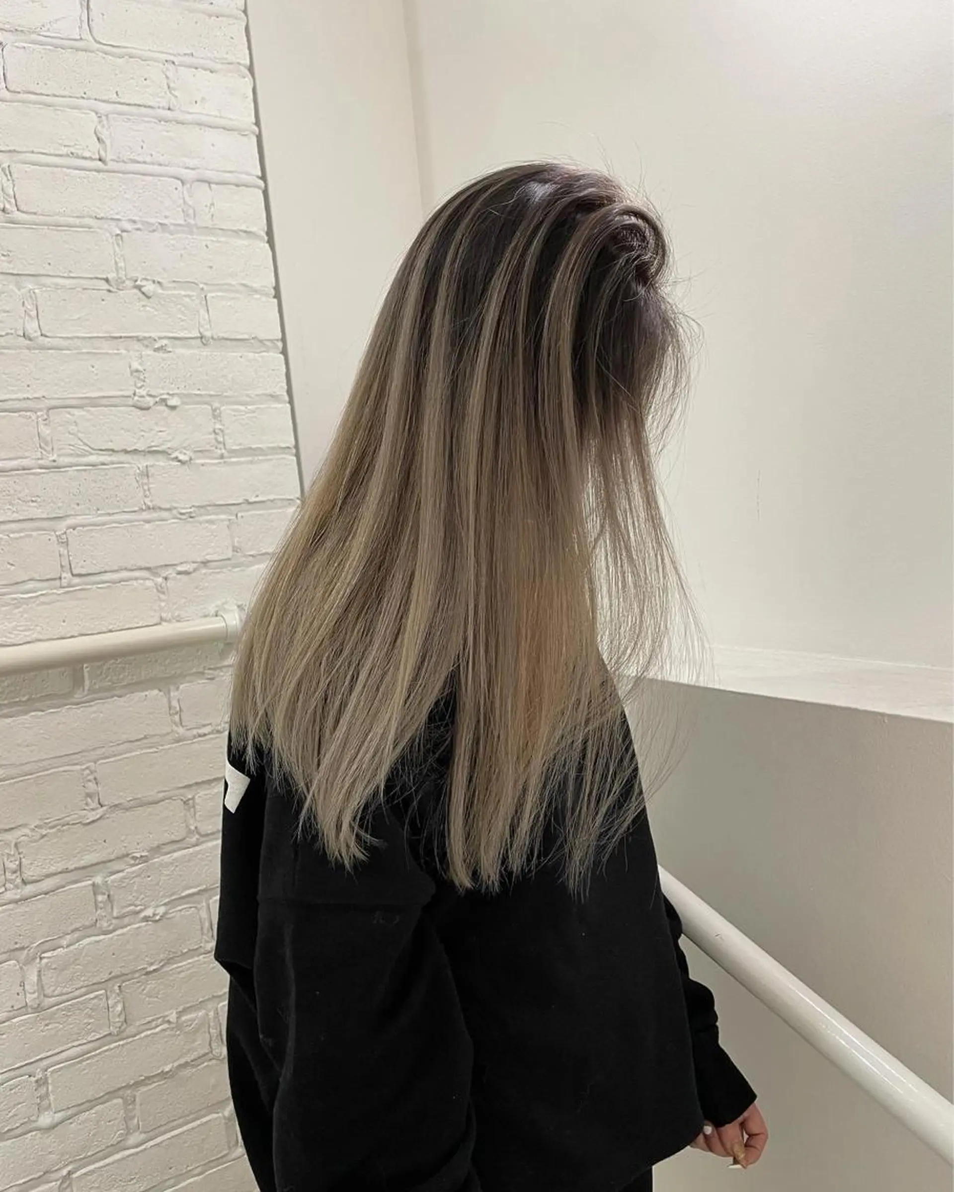 セミロング カラー ヘアカラー トリートメント Tao所属・藤川 大智のヘアスタイル