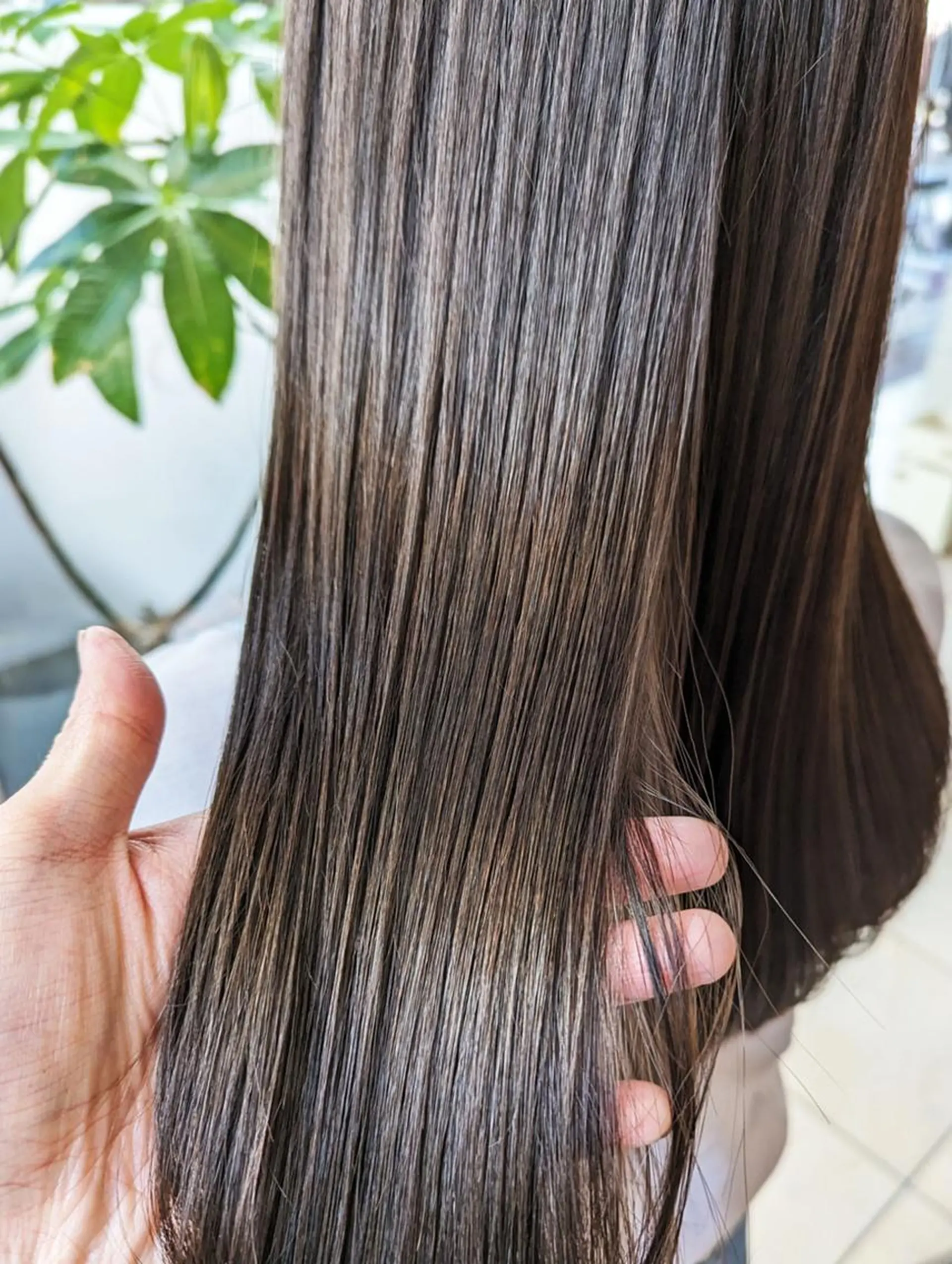 ロング カロル川口 モデル募集のヘアスタイル