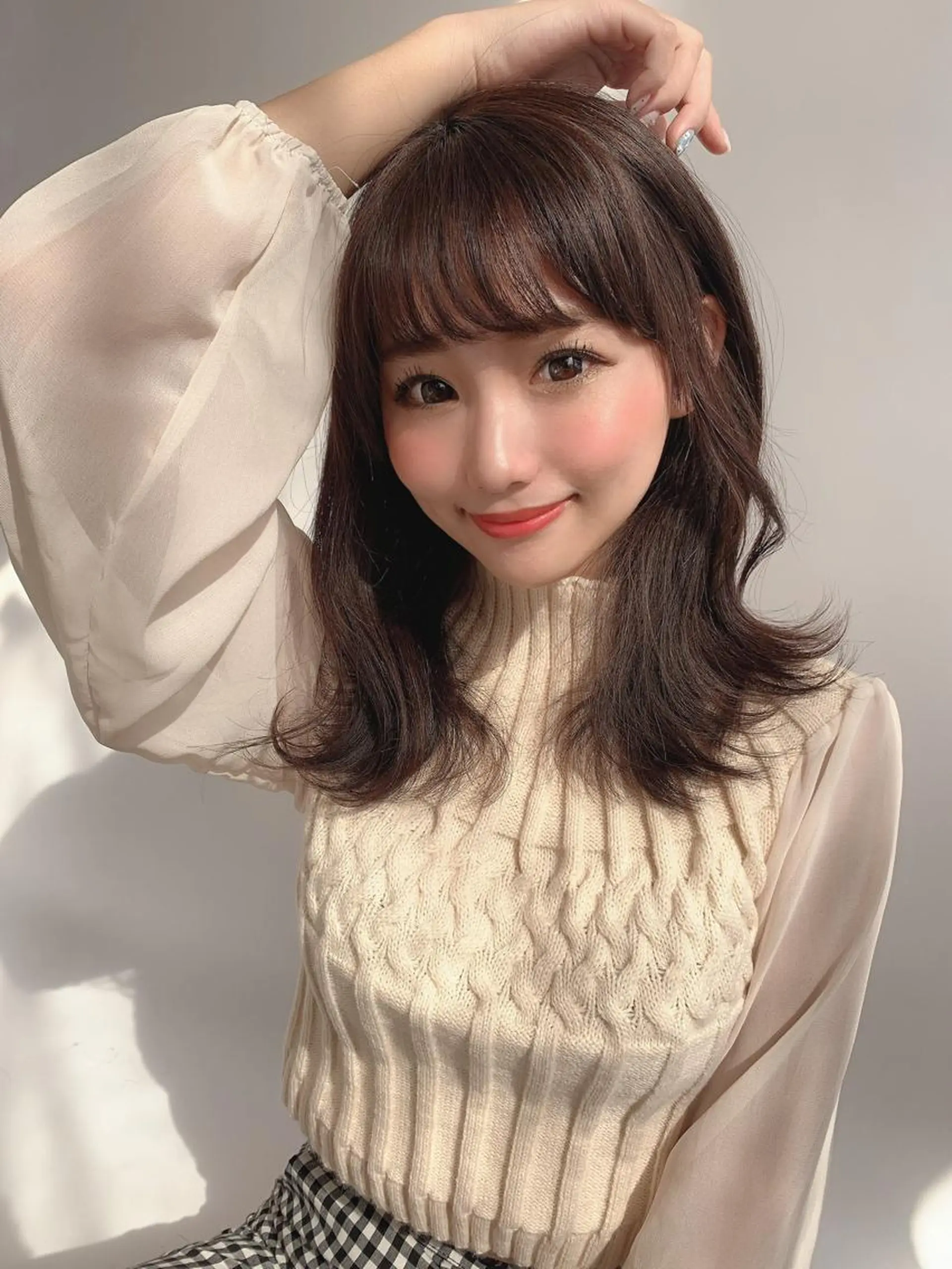 ミディアム カラー パーマ バレイヤージュ ブリーチ ケアブリーチ ダブルカラー ハイライトカラー ヘアカラー トリートメント 新宿✨顔周りカット 韓国ヘア/坂本亜裟海のヘアスタイル