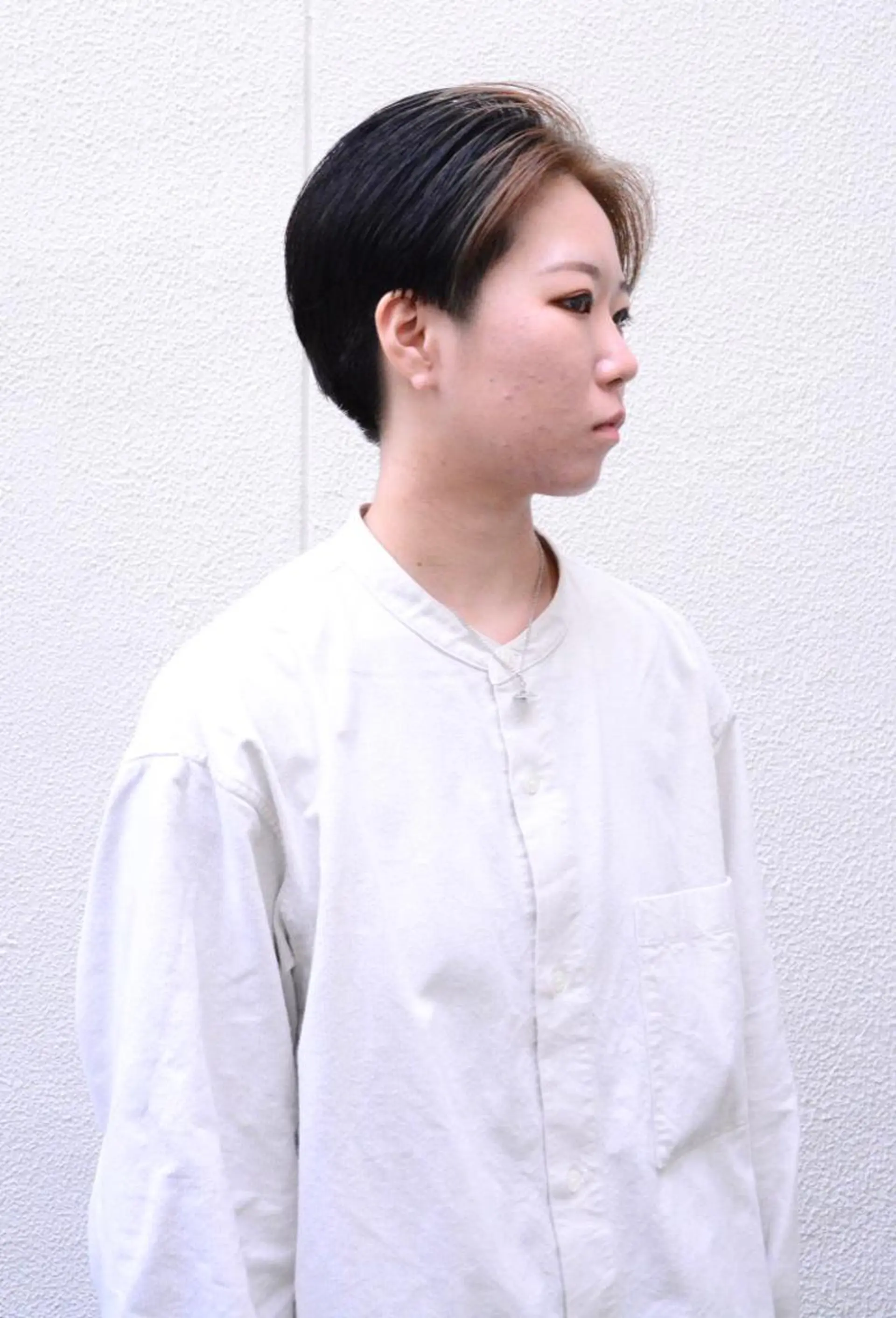 ショート カラー ミストバング  フェイスフレーミング ショートヘア カット ヘアカラー すみとも るなのヘアスタイル