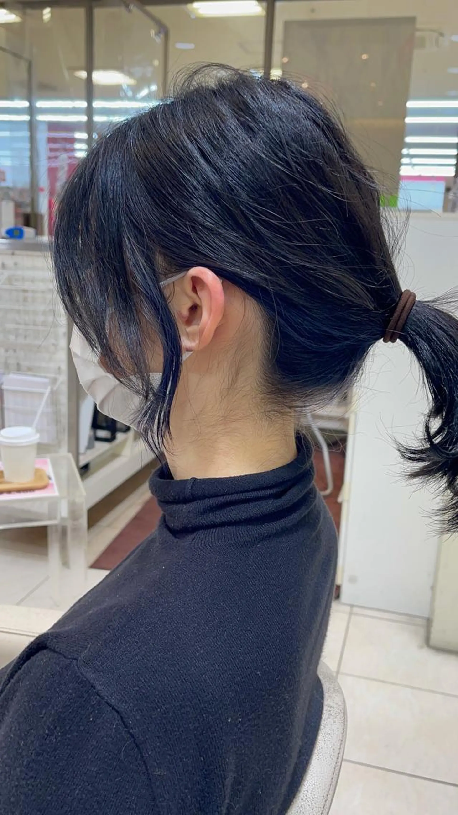 セミロング カラー カネヒラ リョウスケのヘアスタイル