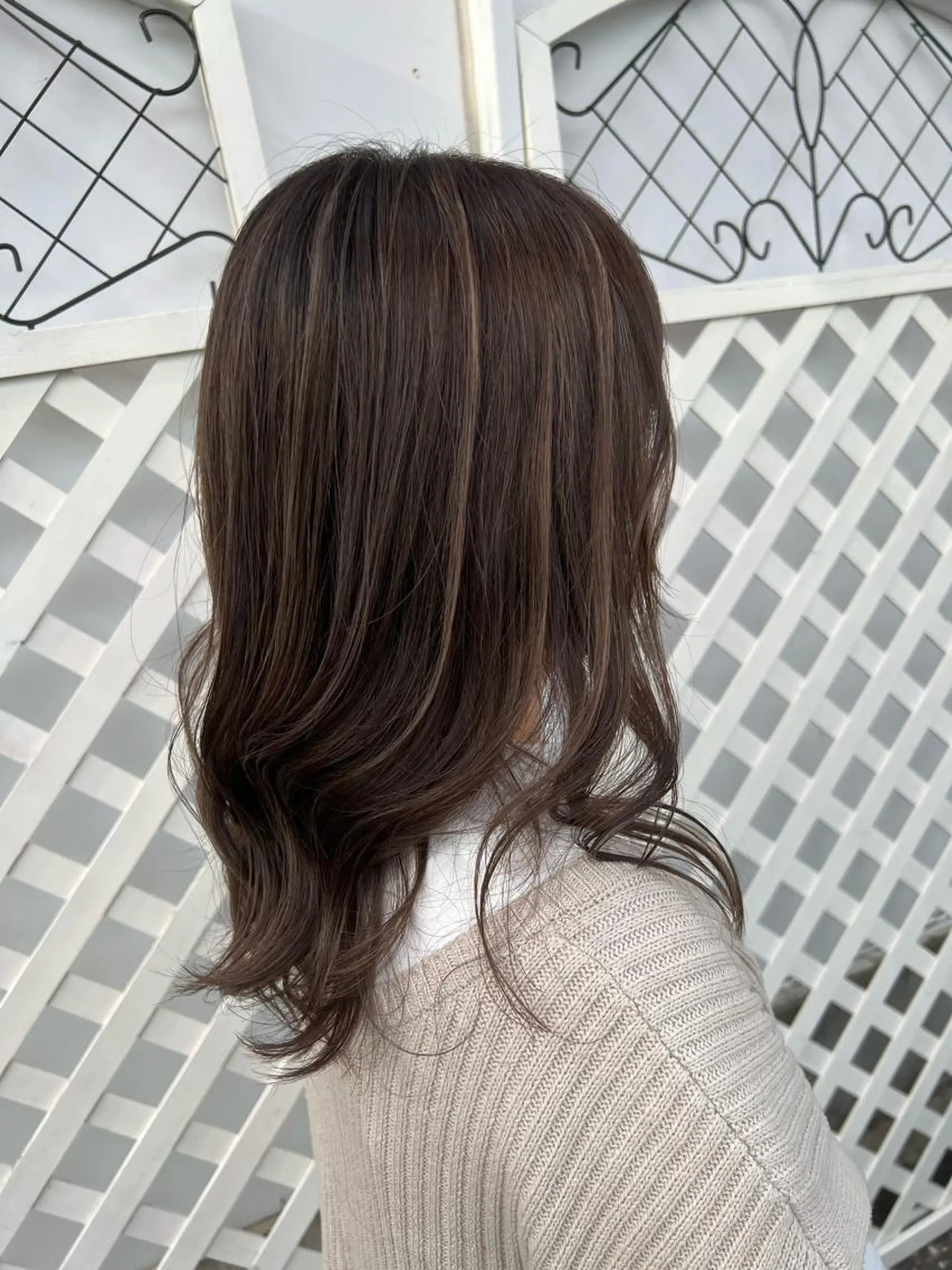 セミロング ハイライト ヘアカラー トリートメント 下條 真のヘアスタイル