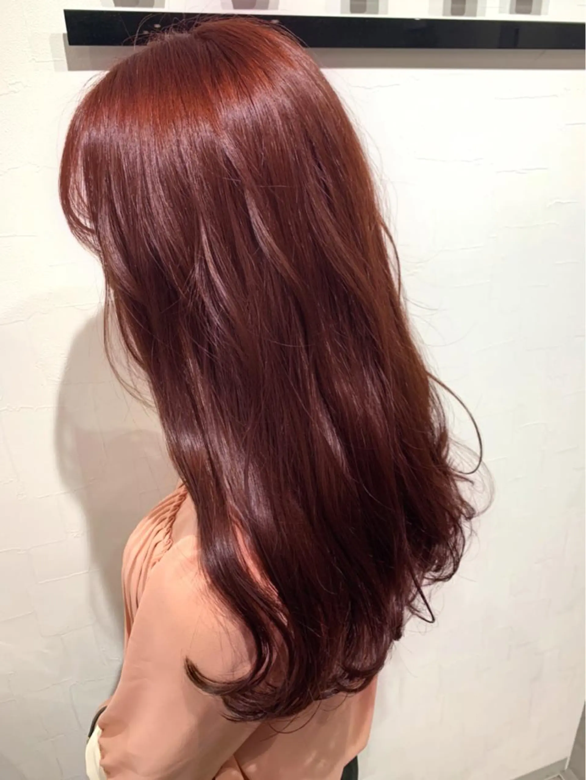 セミロング _WHITE所属・黒川 陵のヘアスタイル