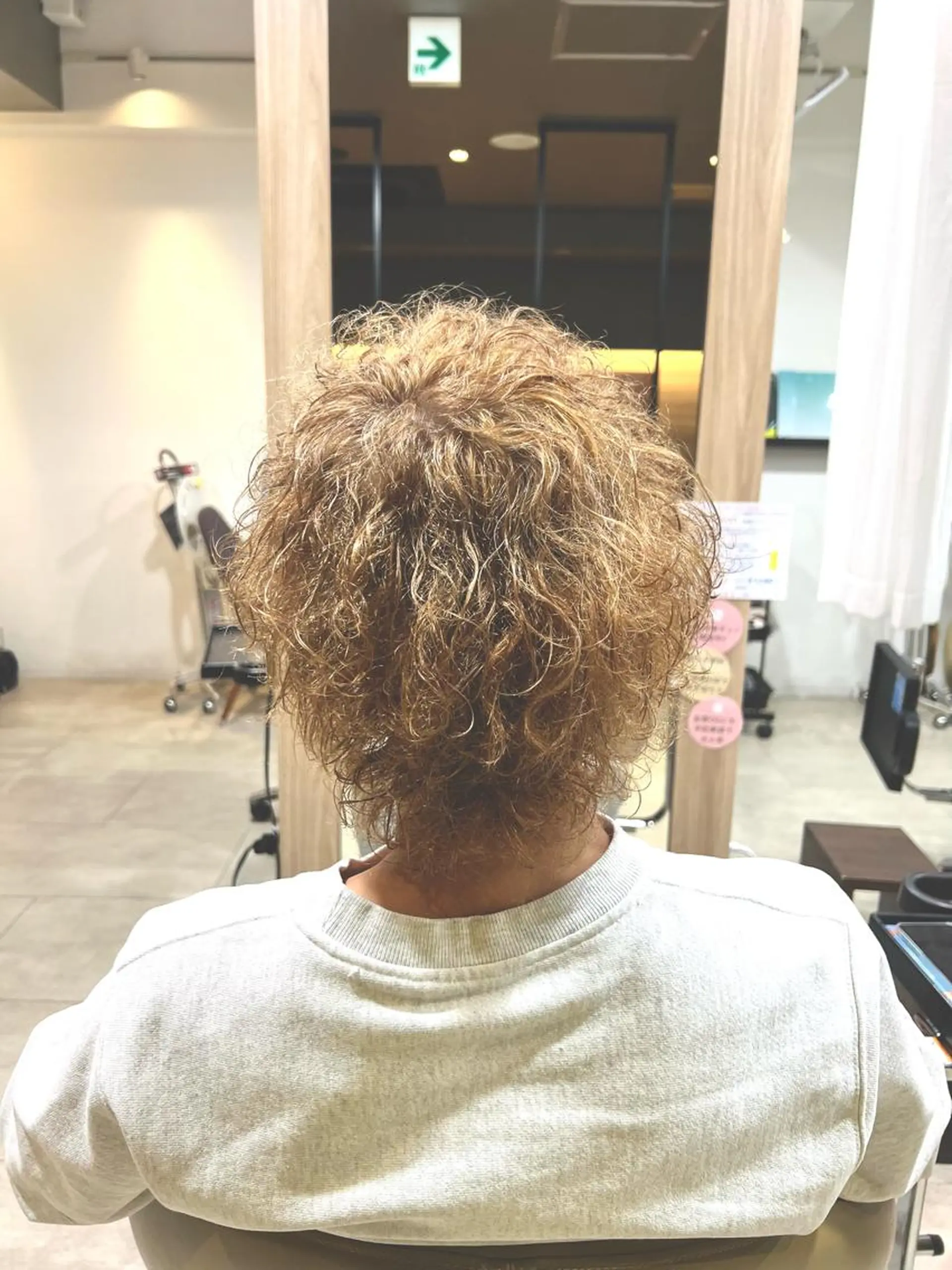 カラー パーマ メンズ 心斎橋バレイヤージュ 小林勝貴のヘアスタイル