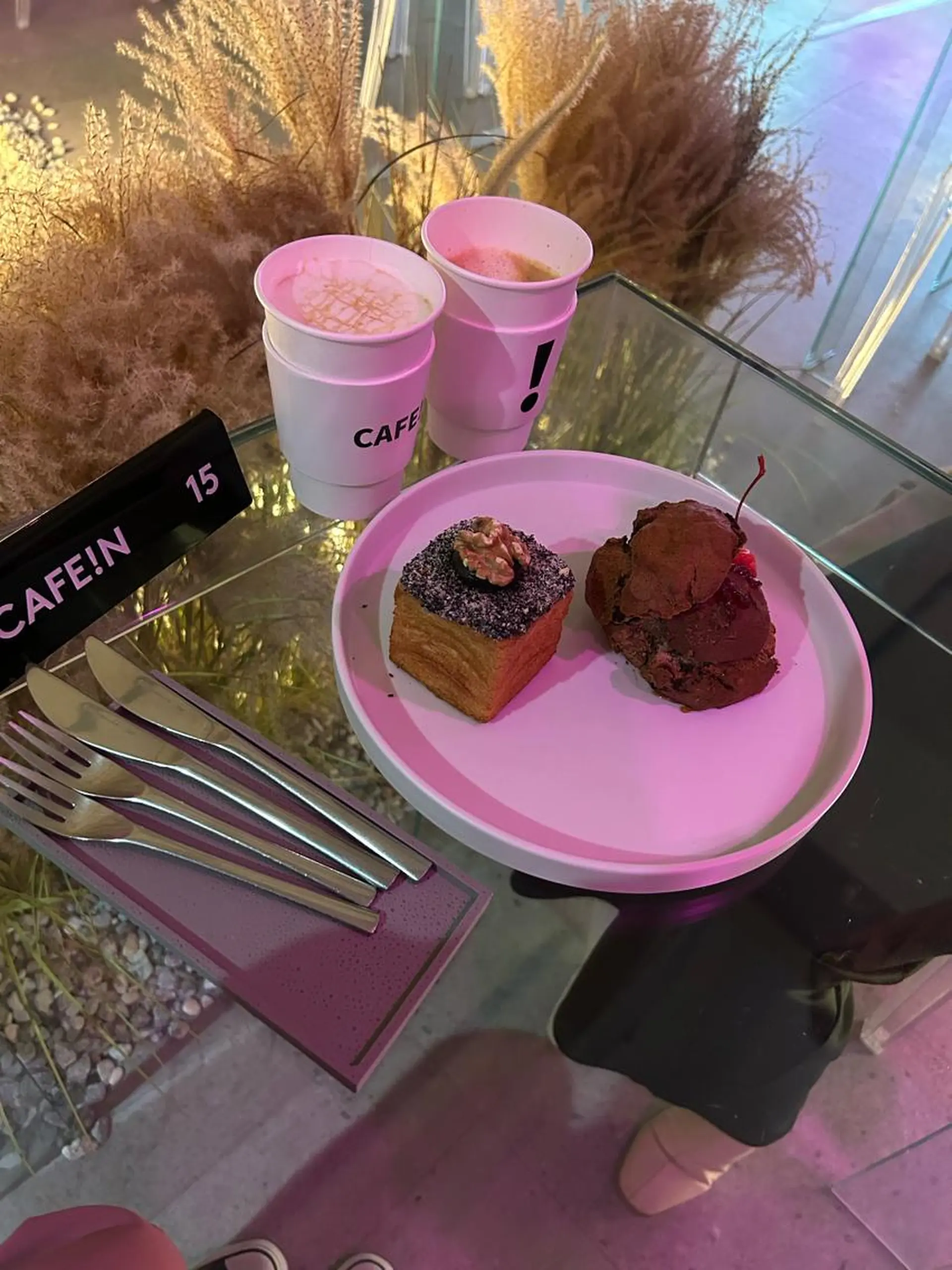 マツエク・マツパ アイブロウ GO TODAY SHAiRE SALON Vellmie店所属・吉祥寺kasumi 🌛eye/browのマツエク・マツパデザイン