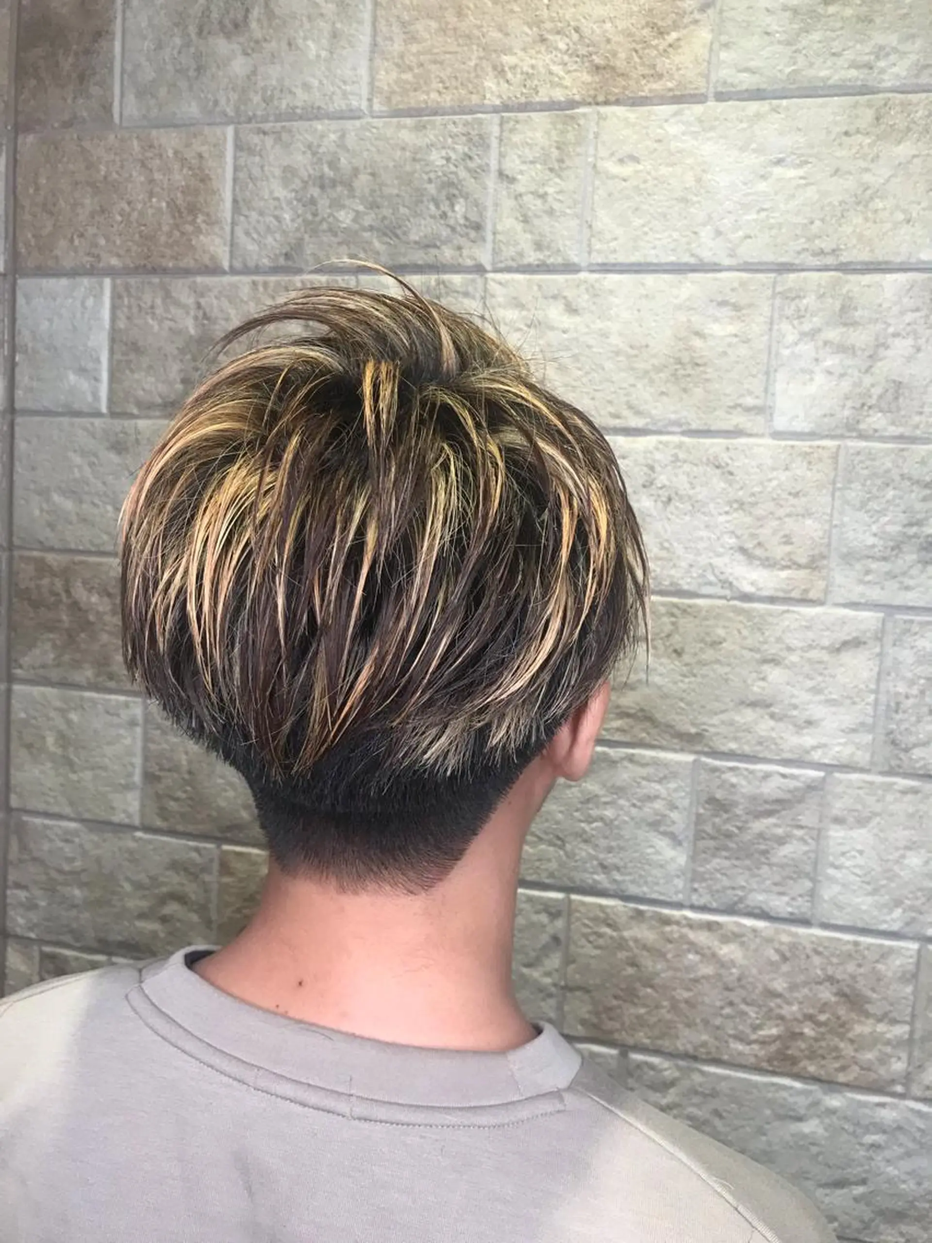 ショート カラー メンズ メンズメッシュ メッシュ SEA BELLE YASUのヘアスタイル