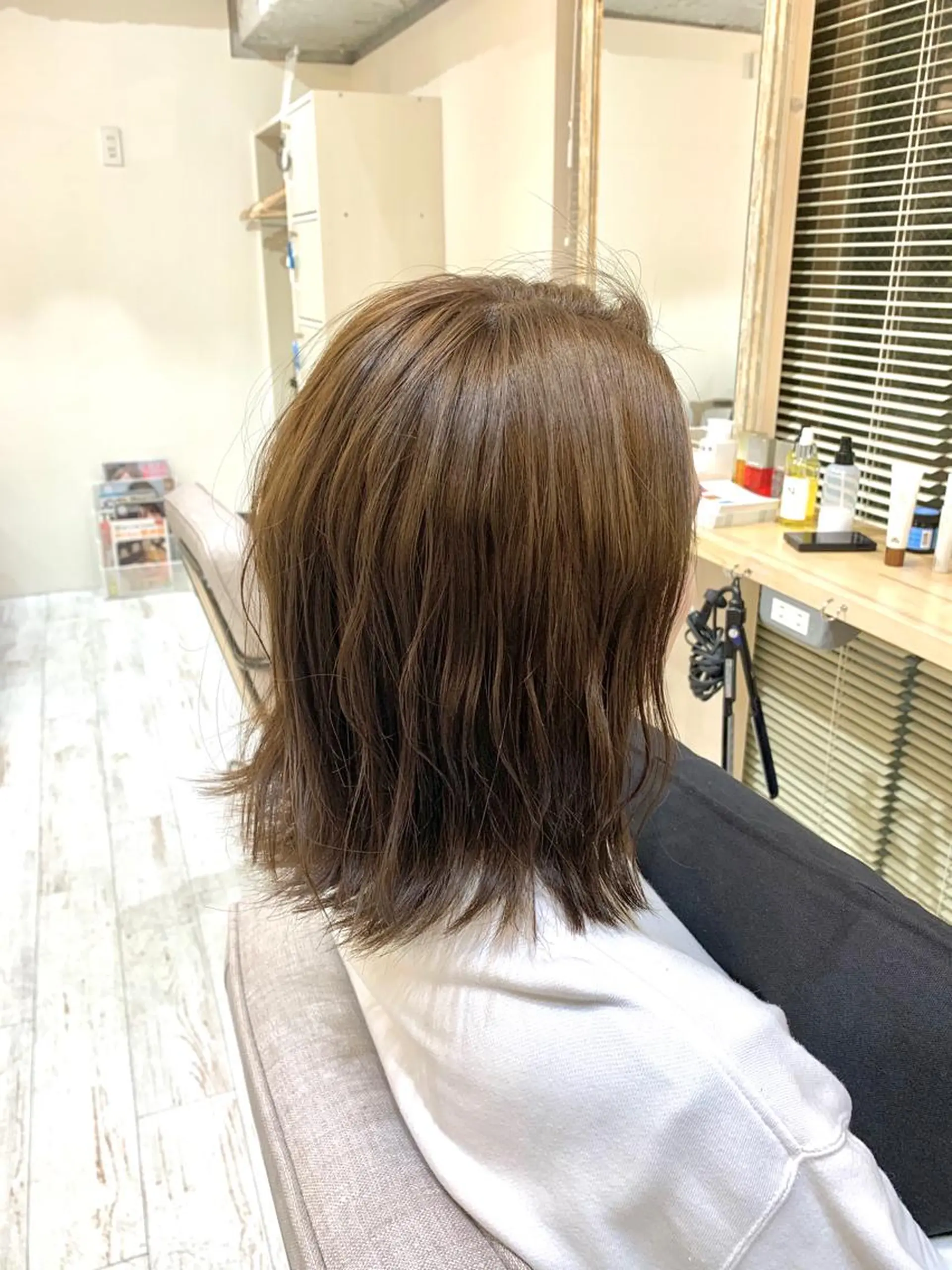 ミディアム カラー 山本 悟志のヘアスタイル