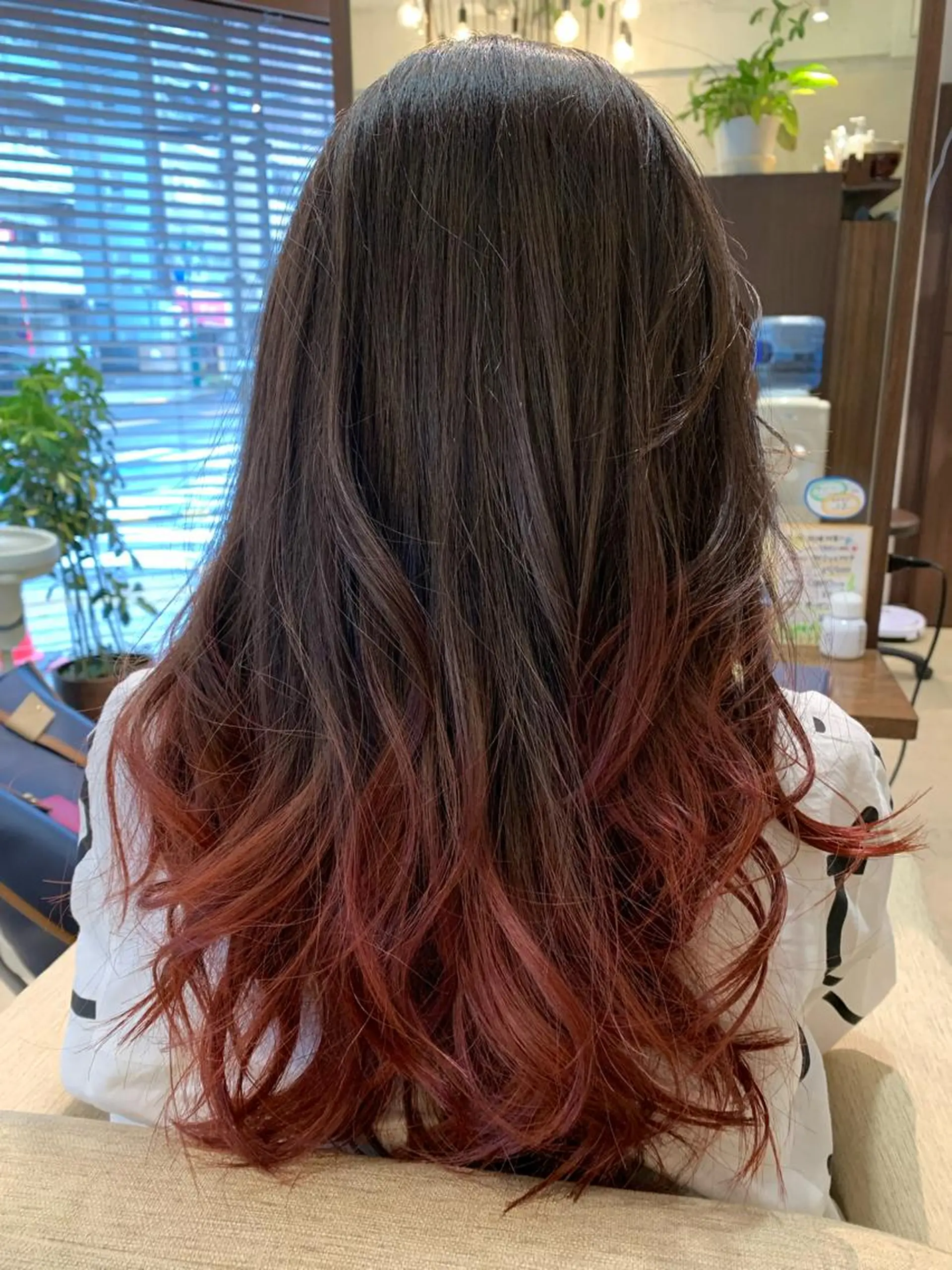 ロング newi saLyu 片岡ふきのヘアスタイル