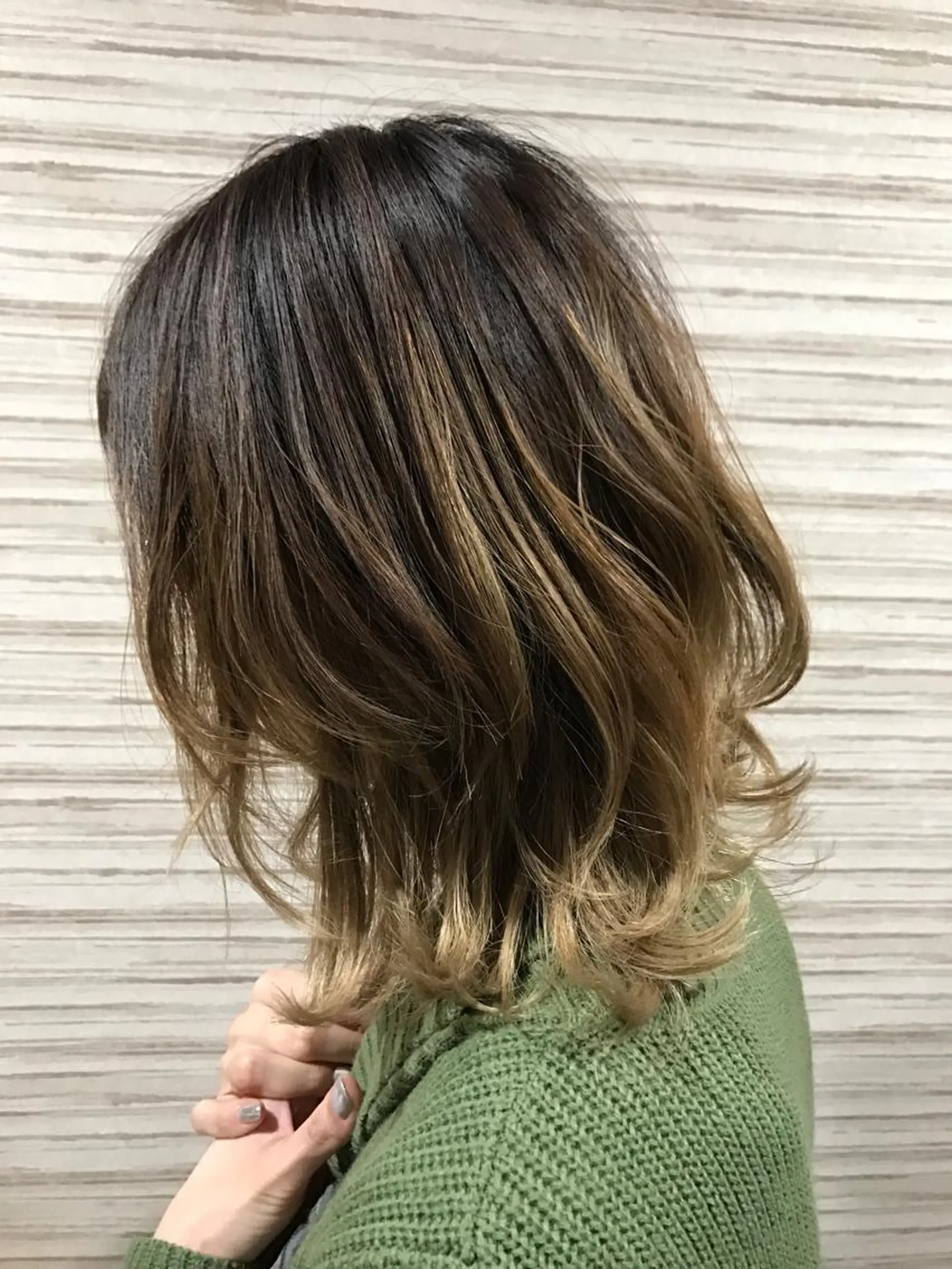 ミディアム カラー バレイヤージュ ハイライトカラー ハイライト レイヤーカット 高円寺フェード 武内和樹のその他イメージ