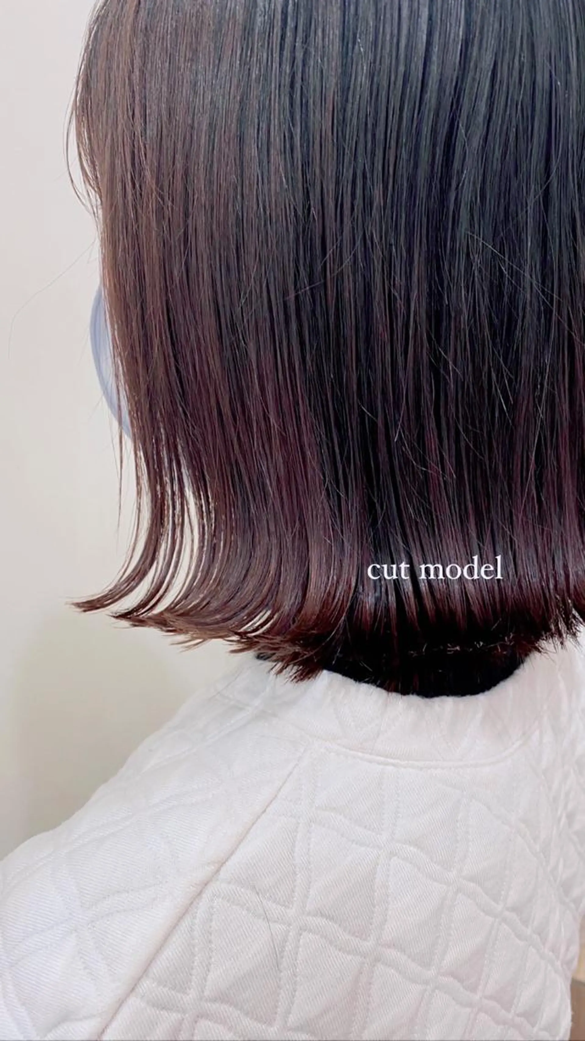 ミディアム 切りっぱなしボブ ボブ 艶カラー/韓国風ヘア 🩵shioneのヘアスタイル