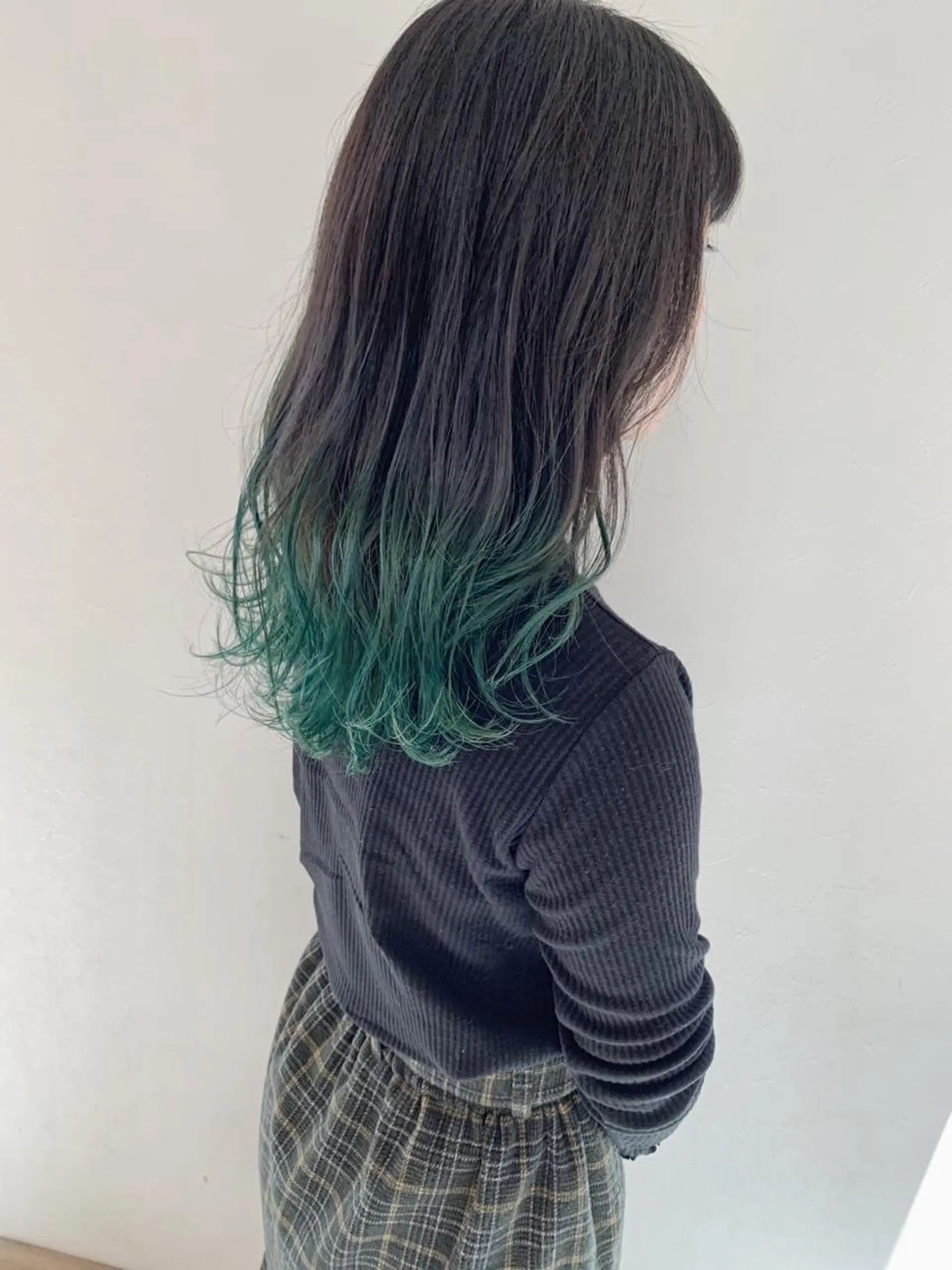 セミロング カラー ヘアアレンジ 新井 広之のヘアスタイル