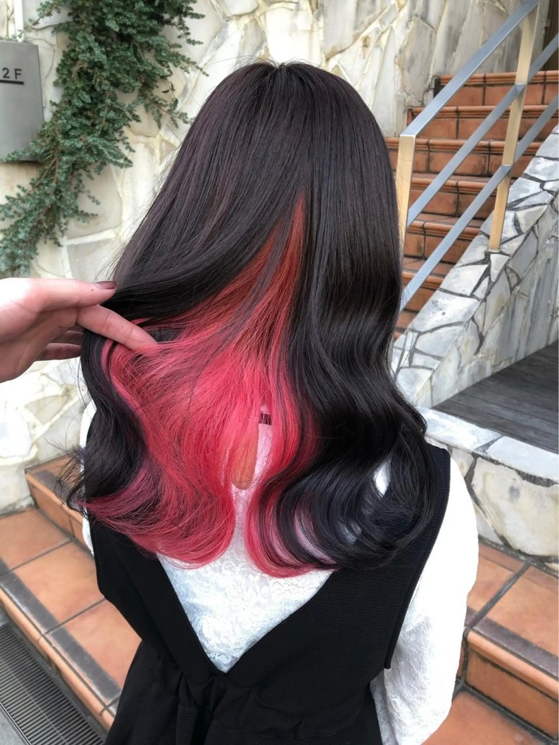 ロング カラー アッシュ アッシュグレー アッシュグレージュ バレイヤージュ ミストバング ヘアカラー トリートメント ヘアセット カットカラー特化 ⭐️代表⭐️のヘアスタイル