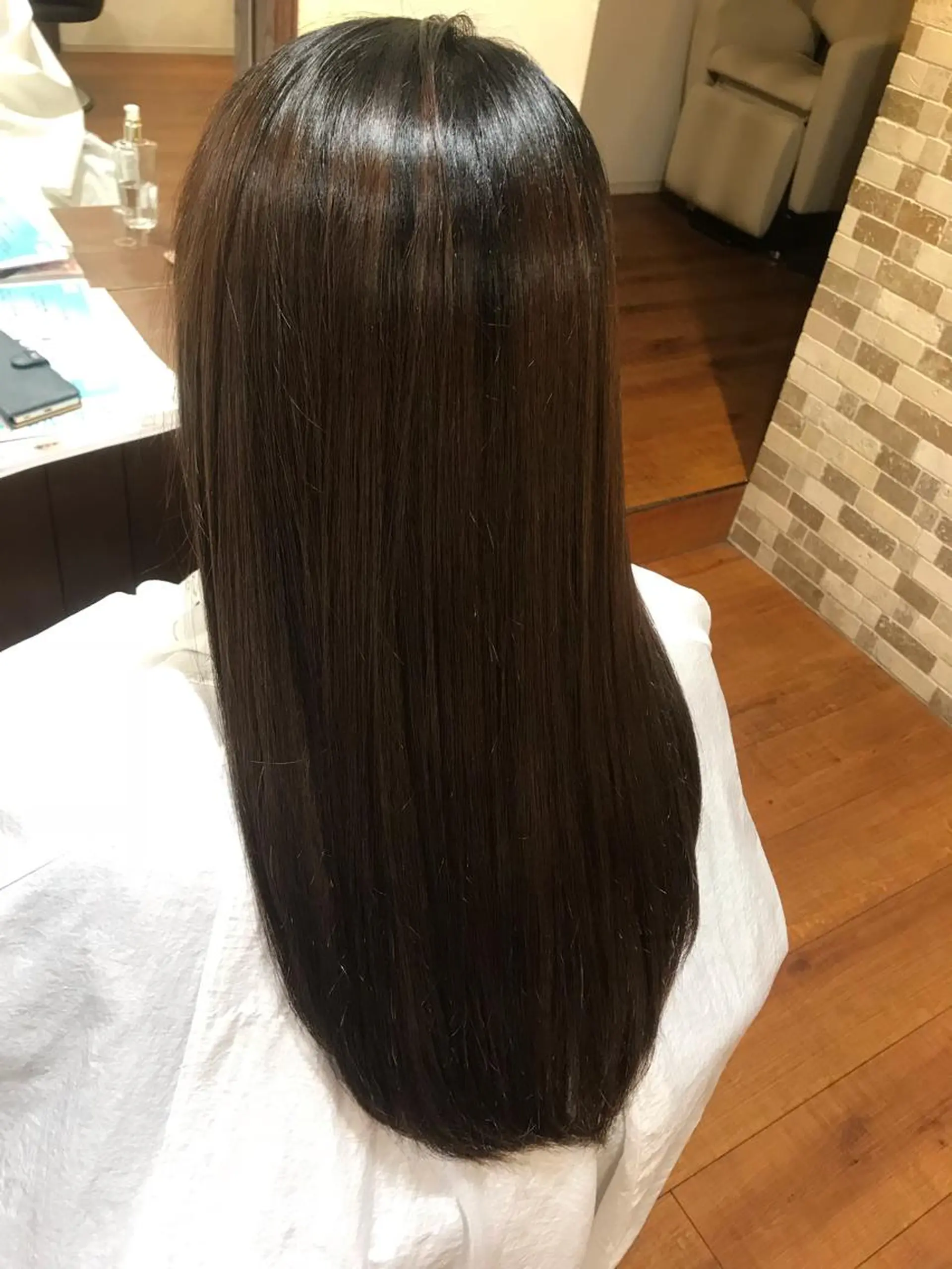 ロング 勝沼 佑季のヘアスタイル