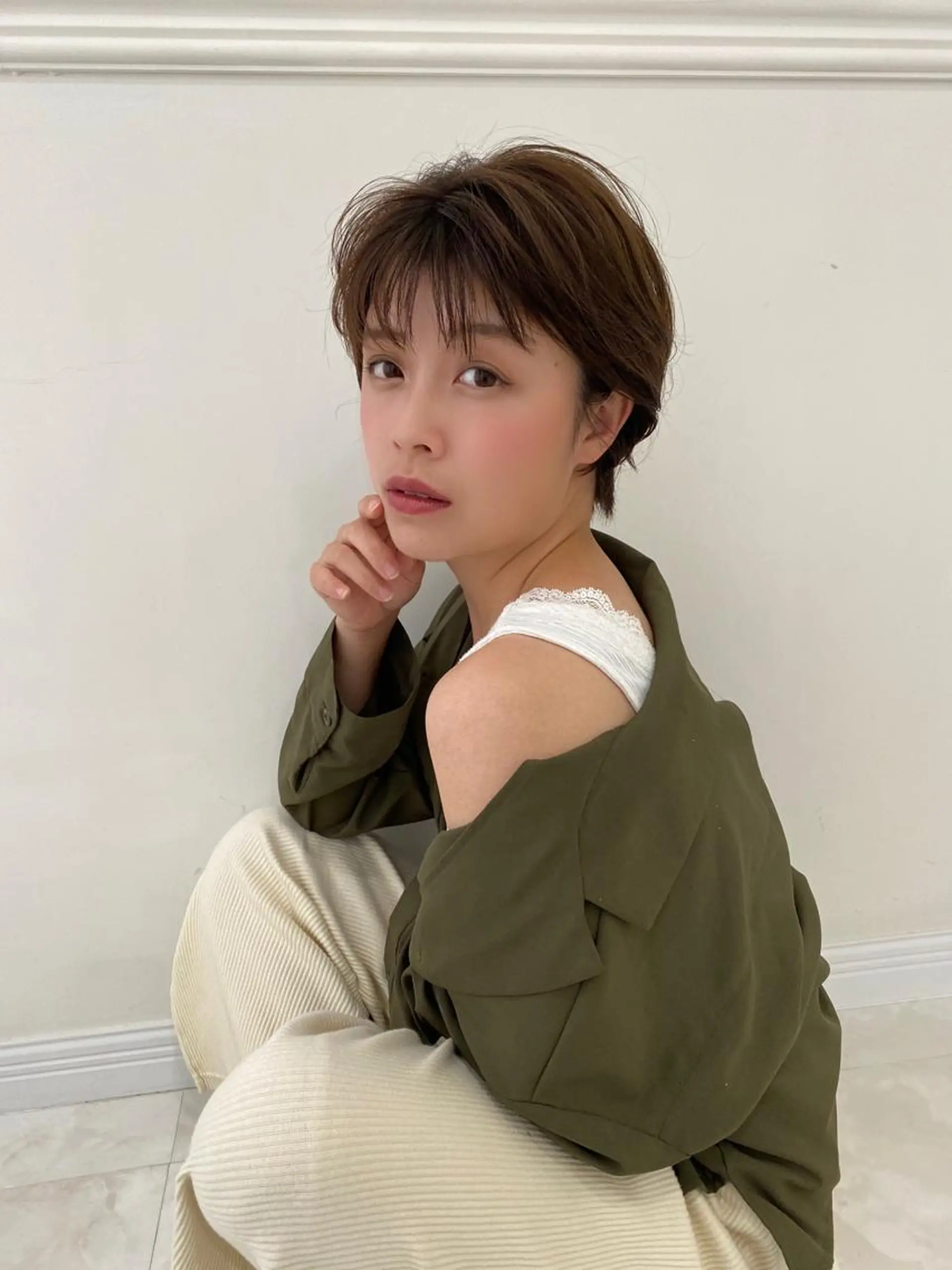 ショート カラー パーマ ヘアアレンジ IVY joure Suzu.のヘアスタイル