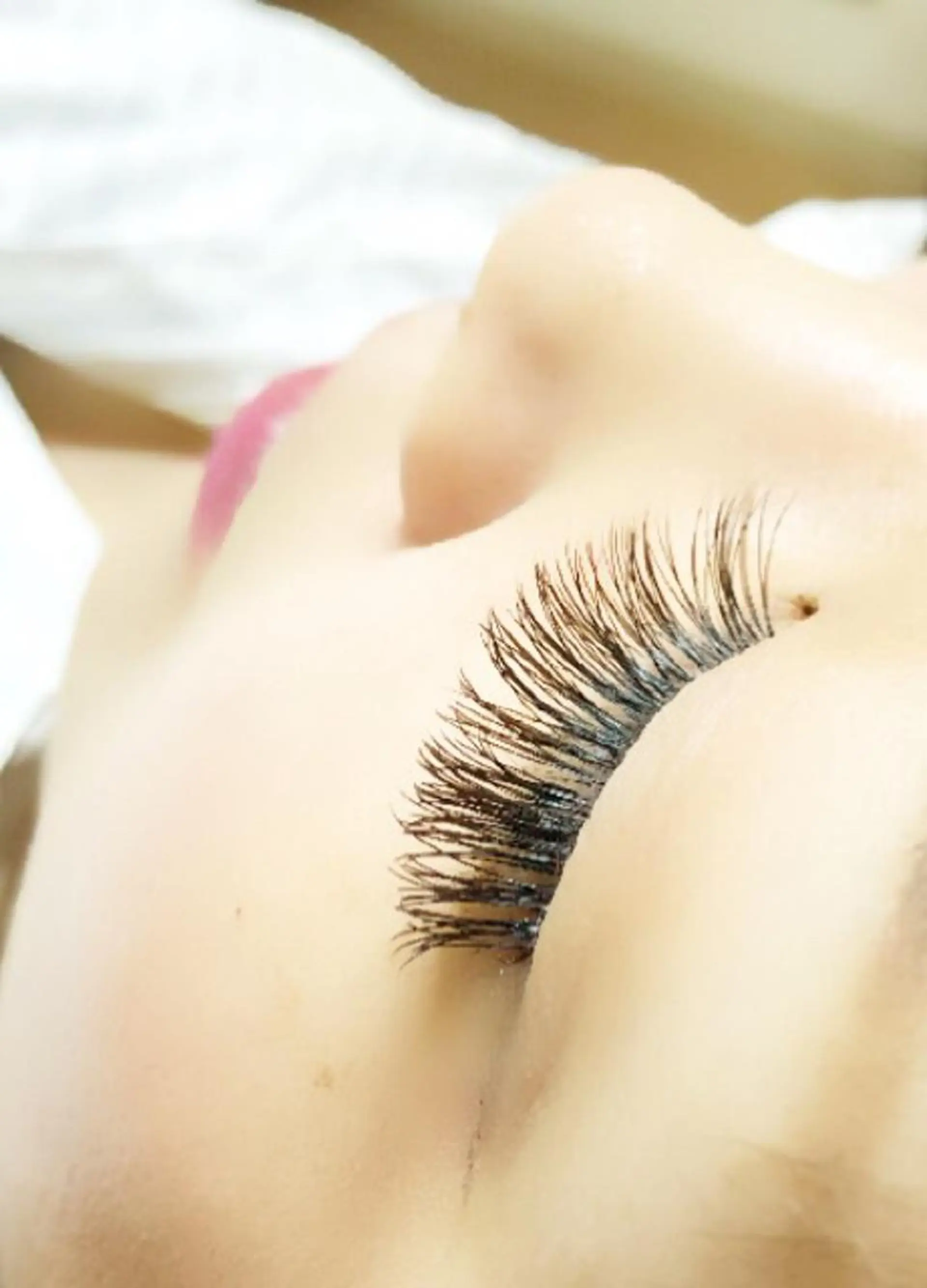 マツエク・マツパ カラーマツエク ボリュームラッシュ familiar所属・familiar 【フェイシャル】のエステ・リラクイメージ