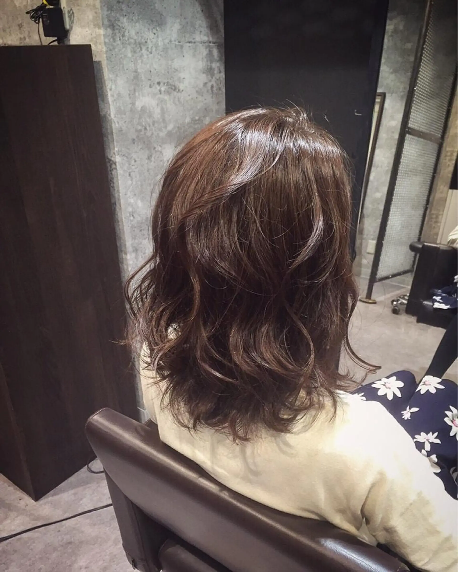 ミディアム カラー イルミナカラー due hair 京都駅前店 MILBON オージュア認定サロン【デューヘアー】所属・ハイトーンブリーチ 土坂 由志【京都】のヘアスタイル
